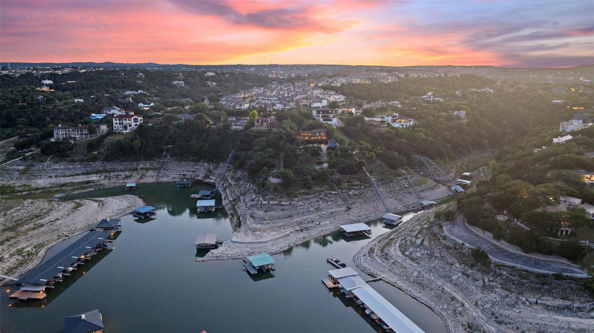 2449 Crosswind Dr, Lakeway, TX 78669