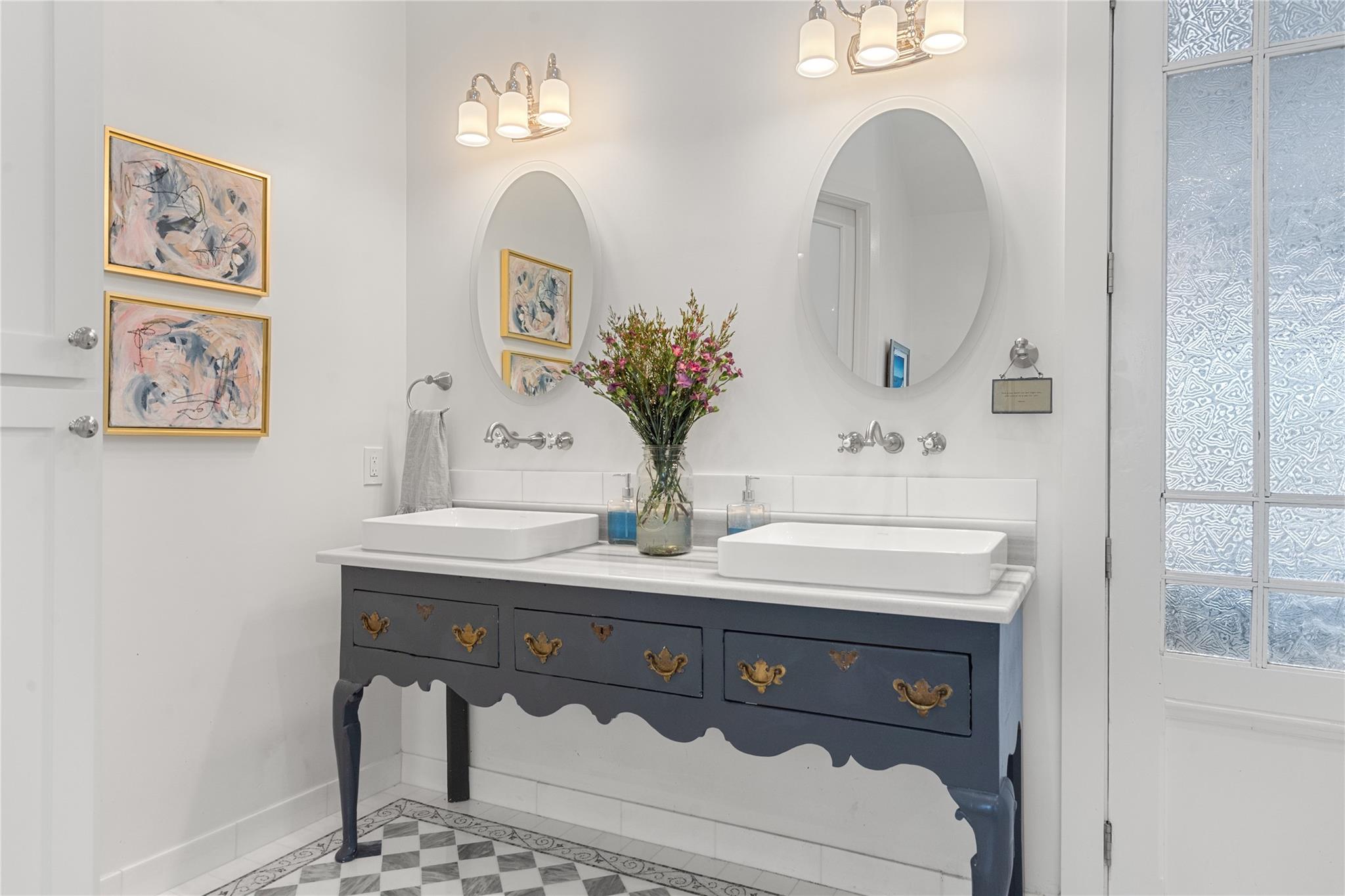 2449 Crosswind Dr, Lakeway, TX 78669