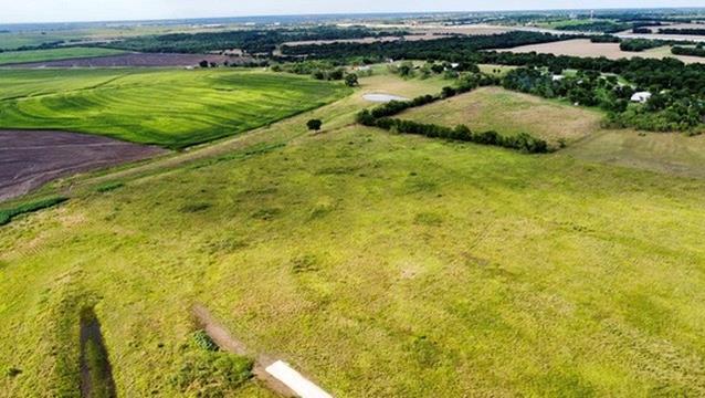 182 Hcr-2302 S, Abbott, TX 76621