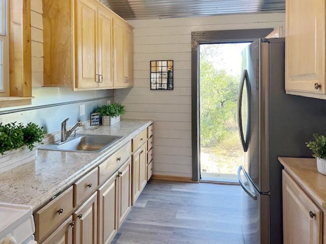 6475 Trophy Trl, Menard, TX 76841