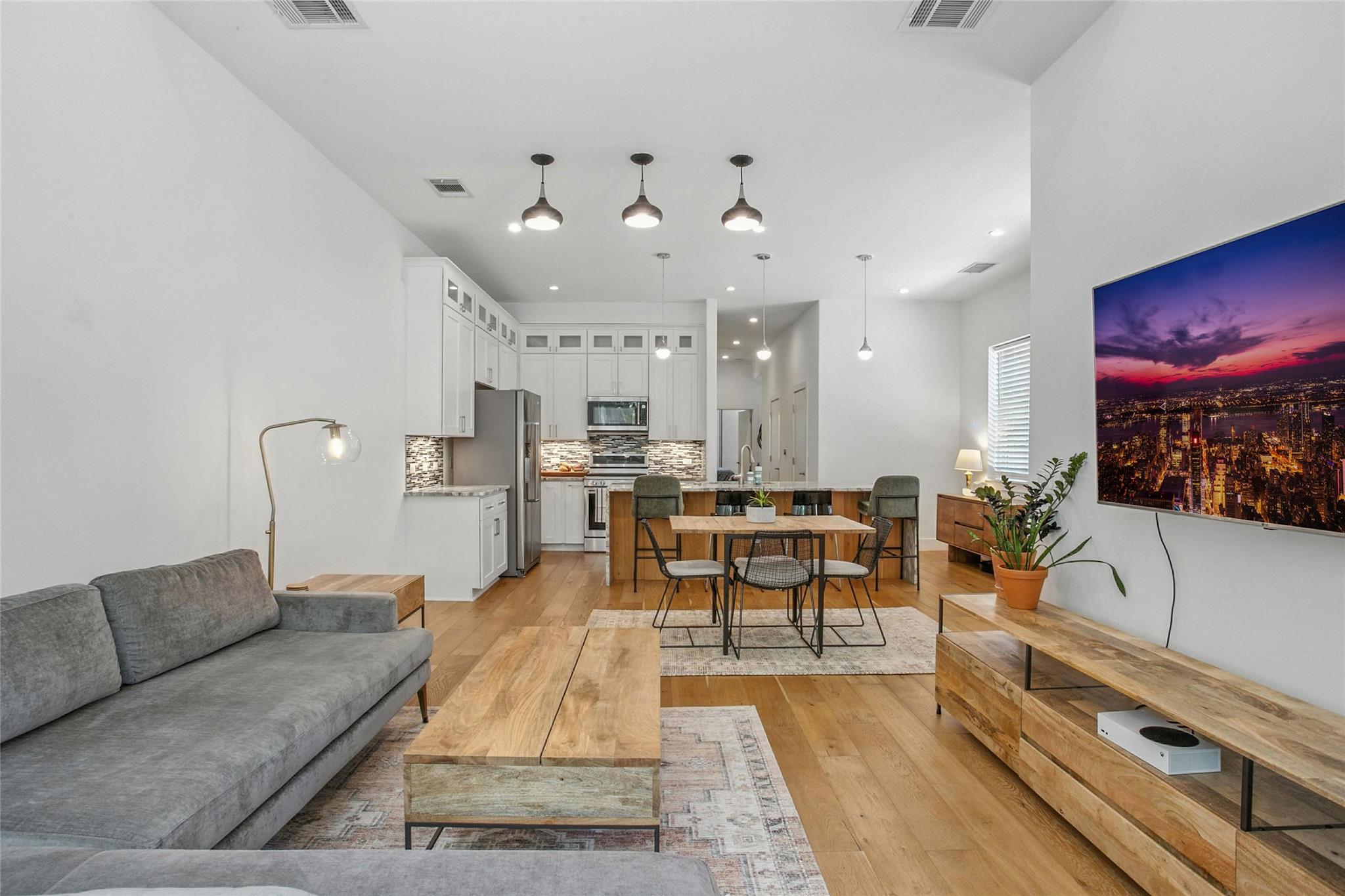 5402 Woodrow Ave # B, Austin, TX 78756