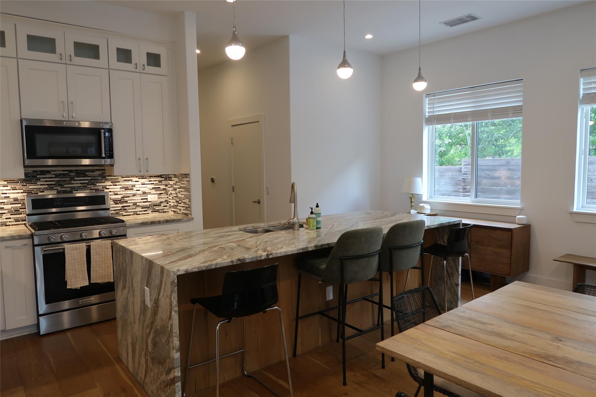 5402 Woodrow Ave # B, Austin, TX 78756