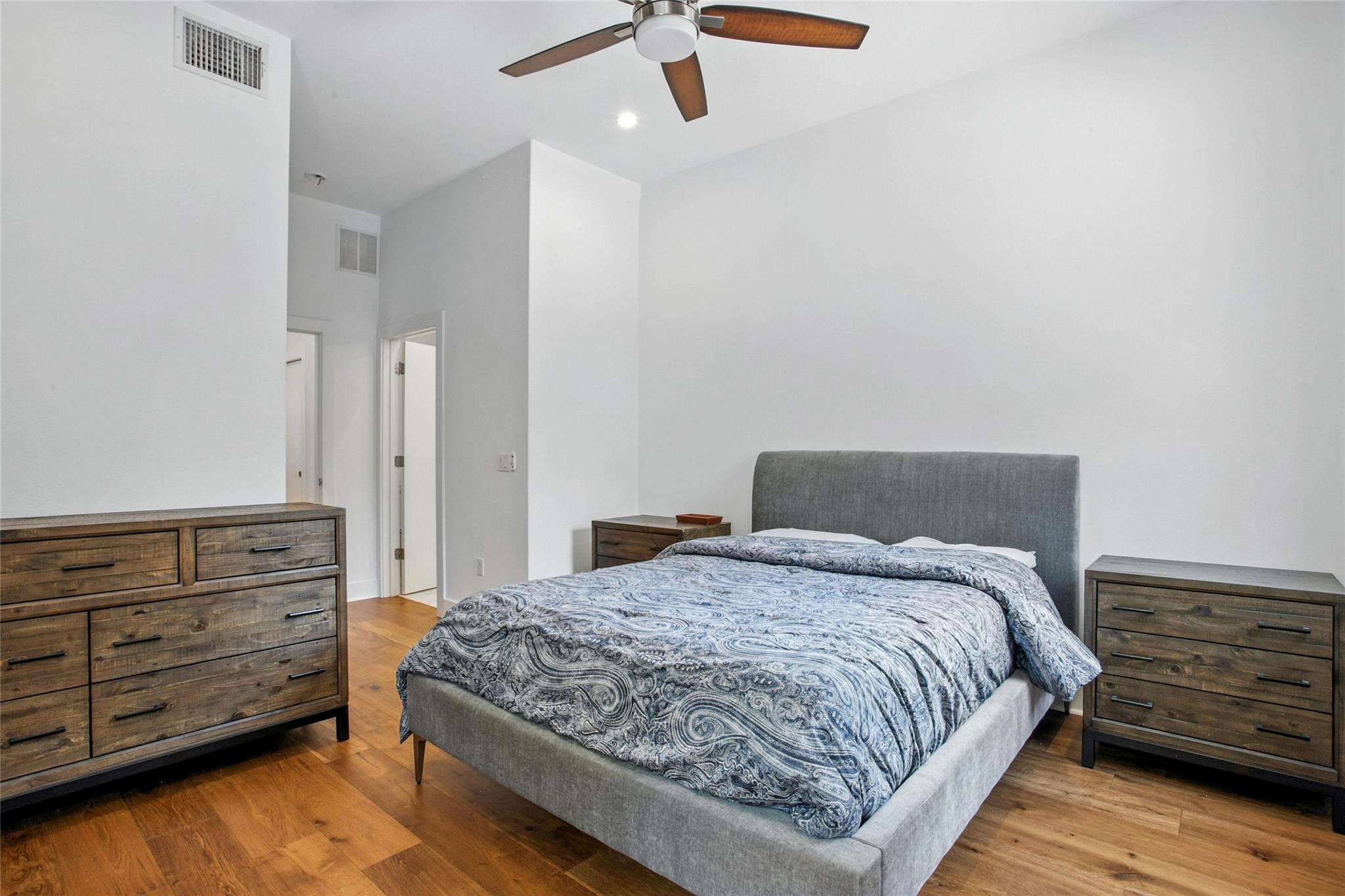 5402 Woodrow Ave # B, Austin, TX 78756