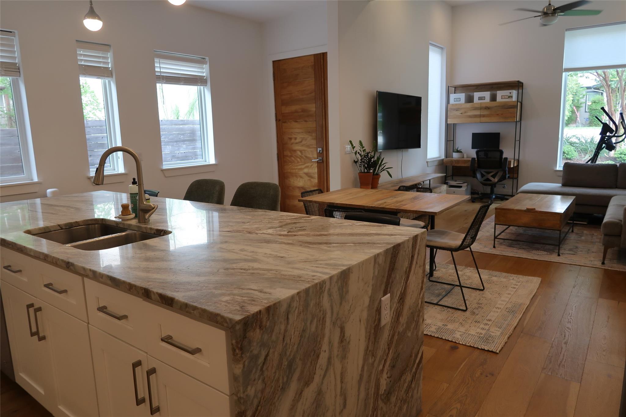 5402 Woodrow Ave # B, Austin, TX 78756