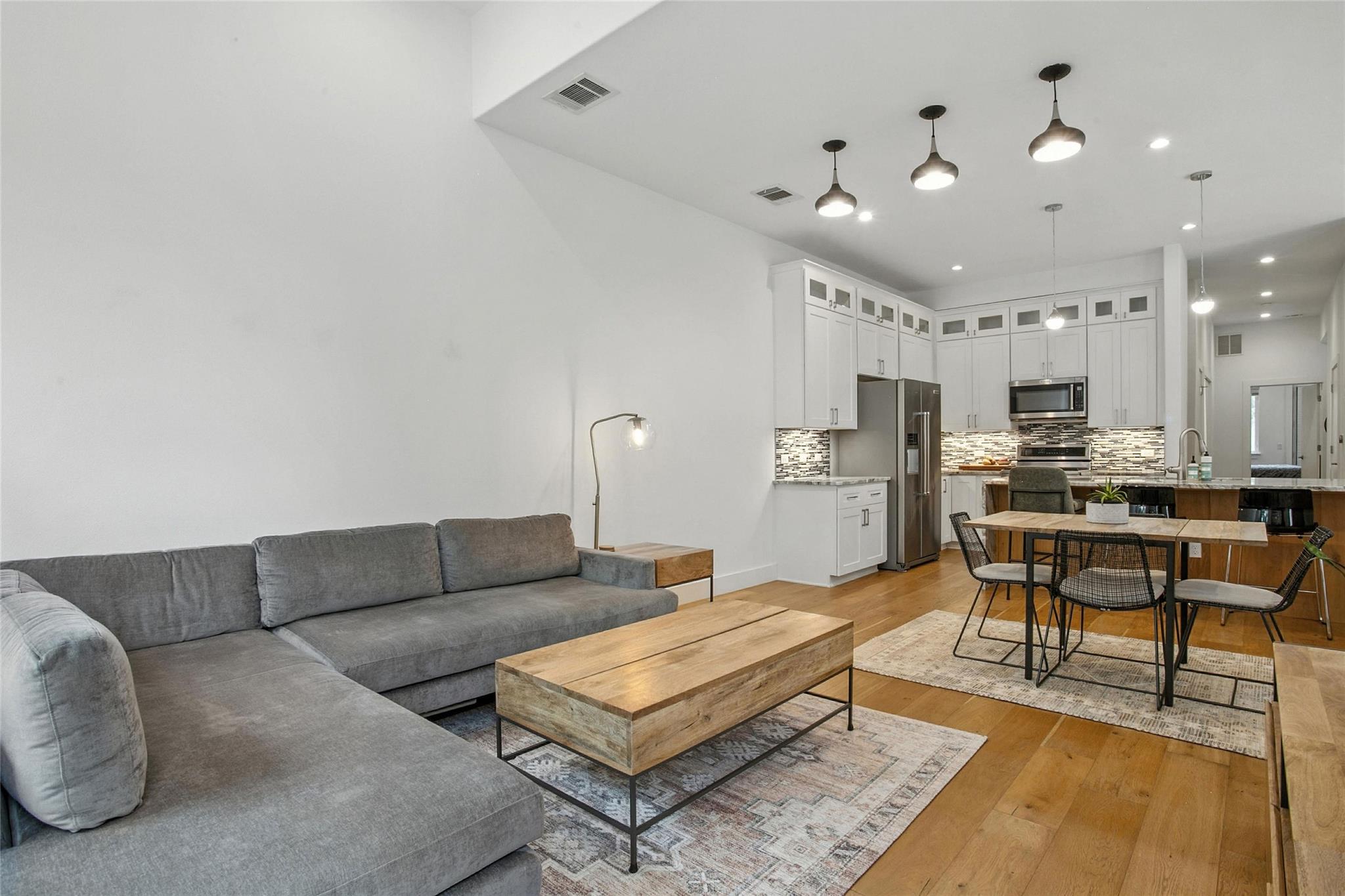 5402 Woodrow Ave # B, Austin, TX 78756