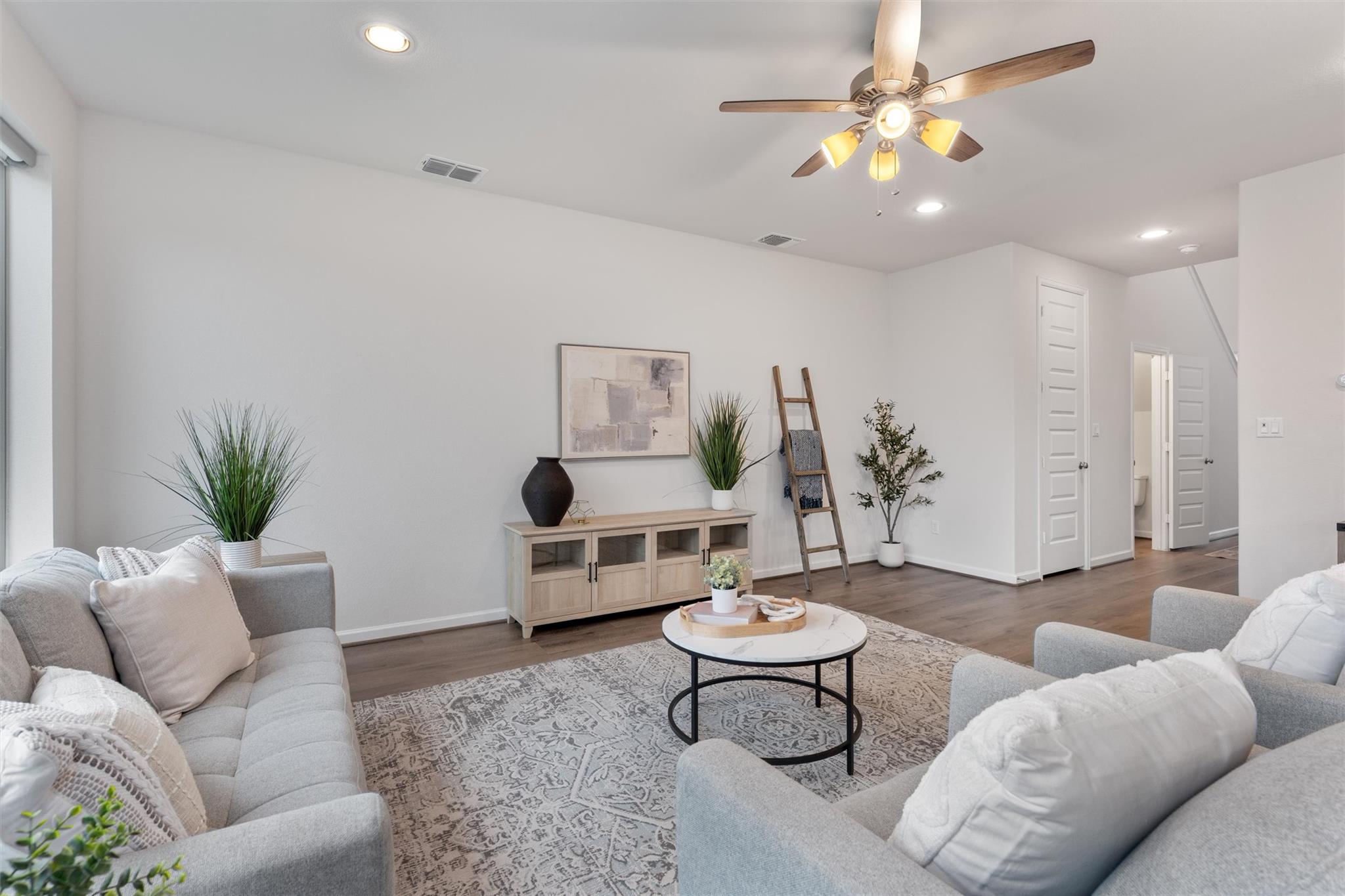 2437 Burberry Ln, Leander, TX 78641
