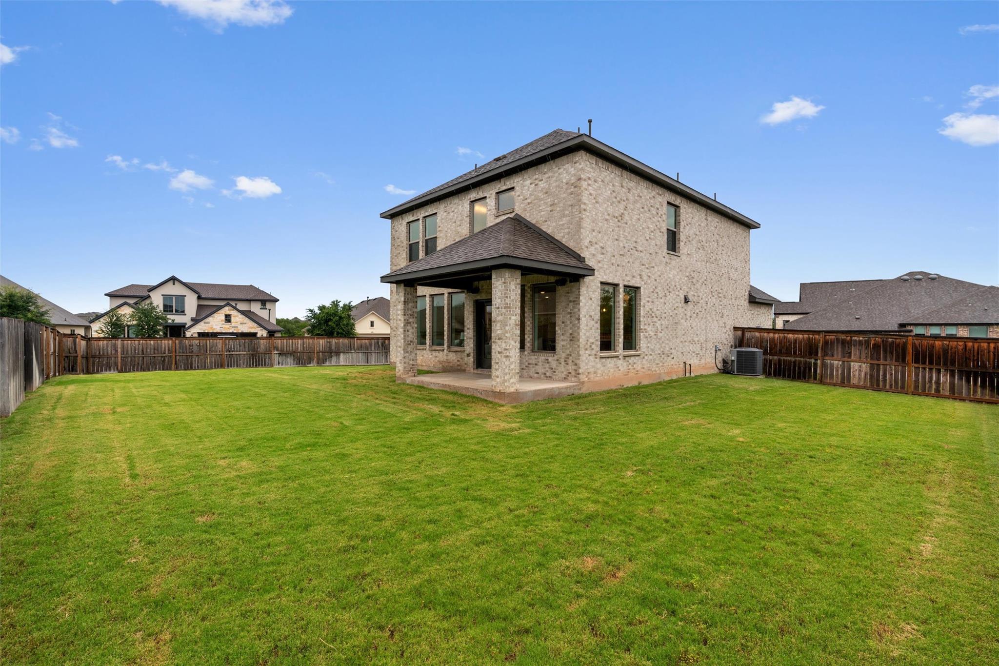 2437 Burberry Ln, Leander, TX 78641