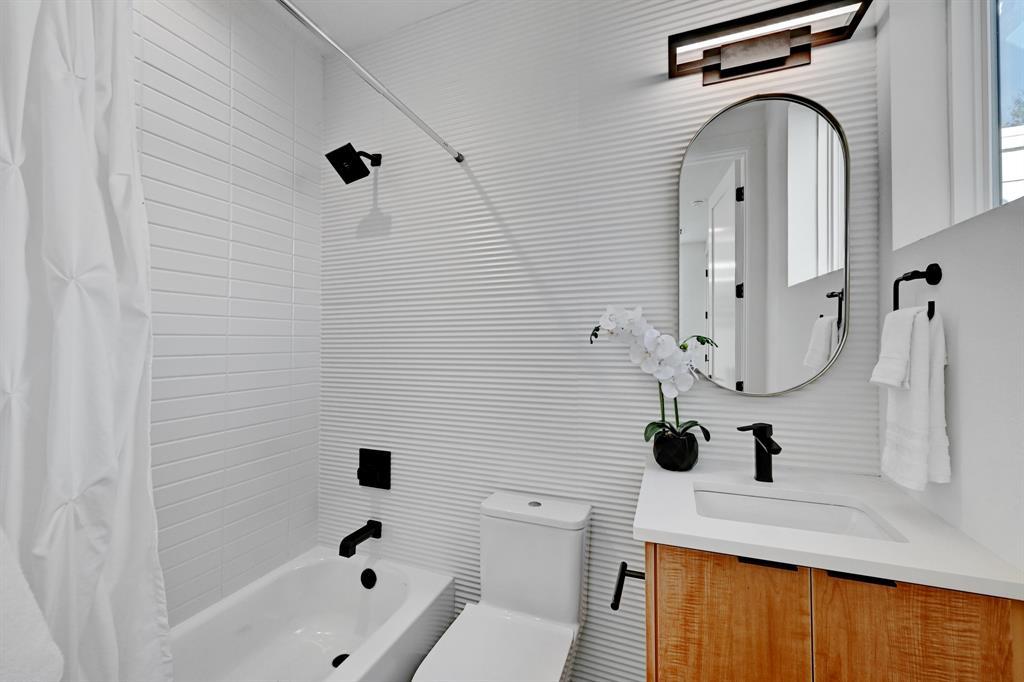 1117 Lawson Ln # 2, Austin, TX 78702