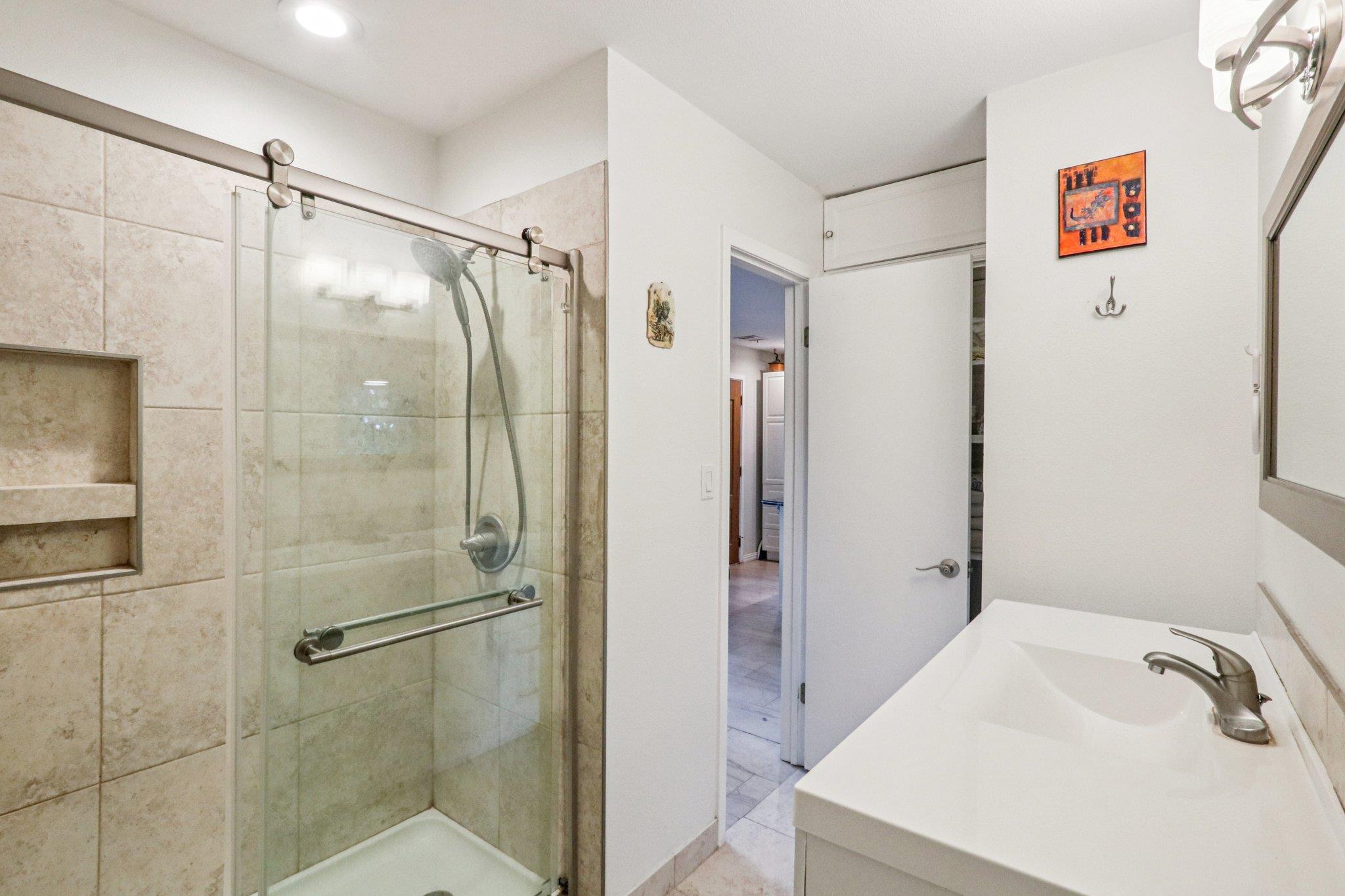 428 Gotier Trace Rd, Smithville, TX 78957