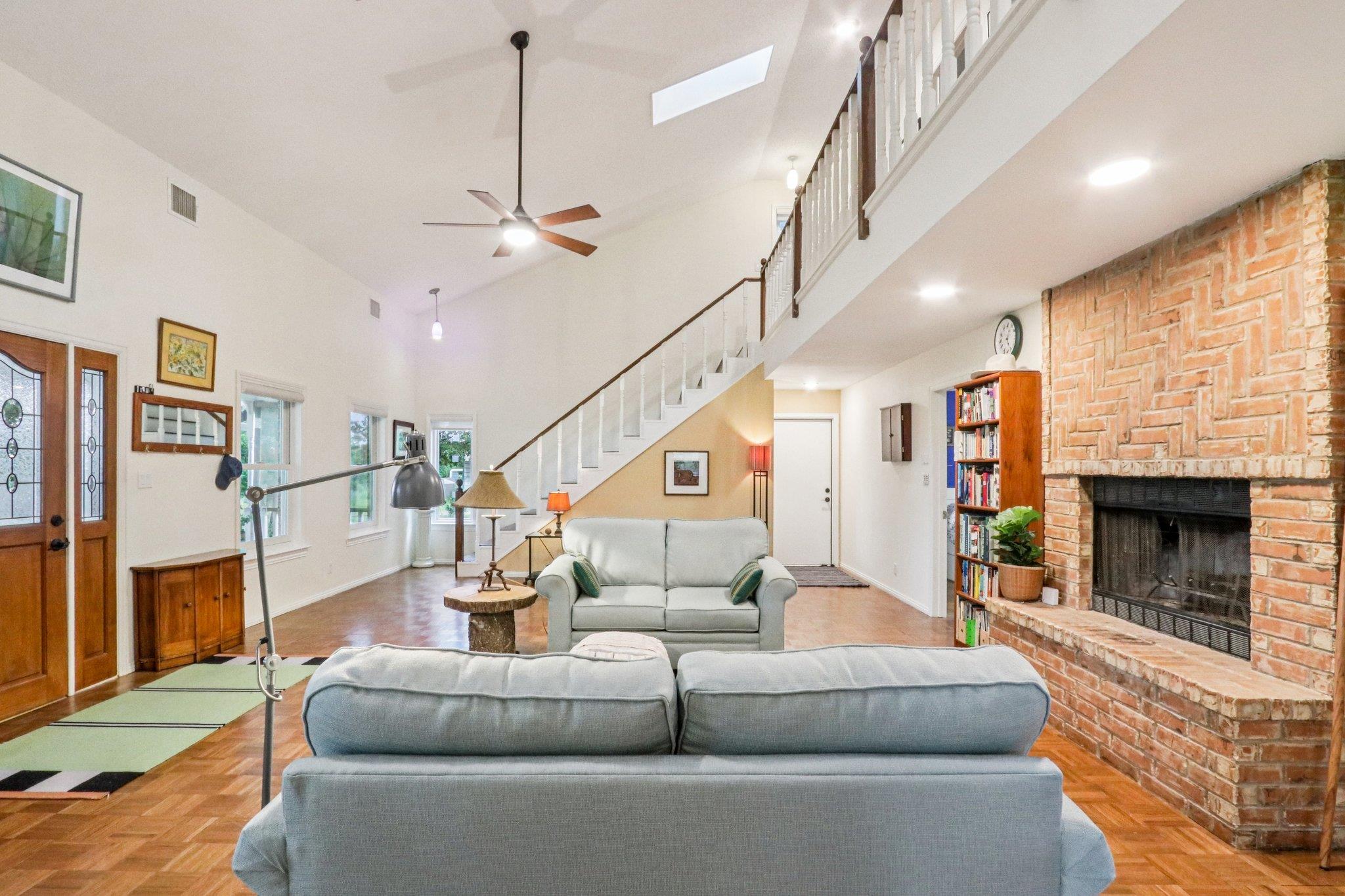 428 Gotier Trace Rd, Smithville, TX 78957