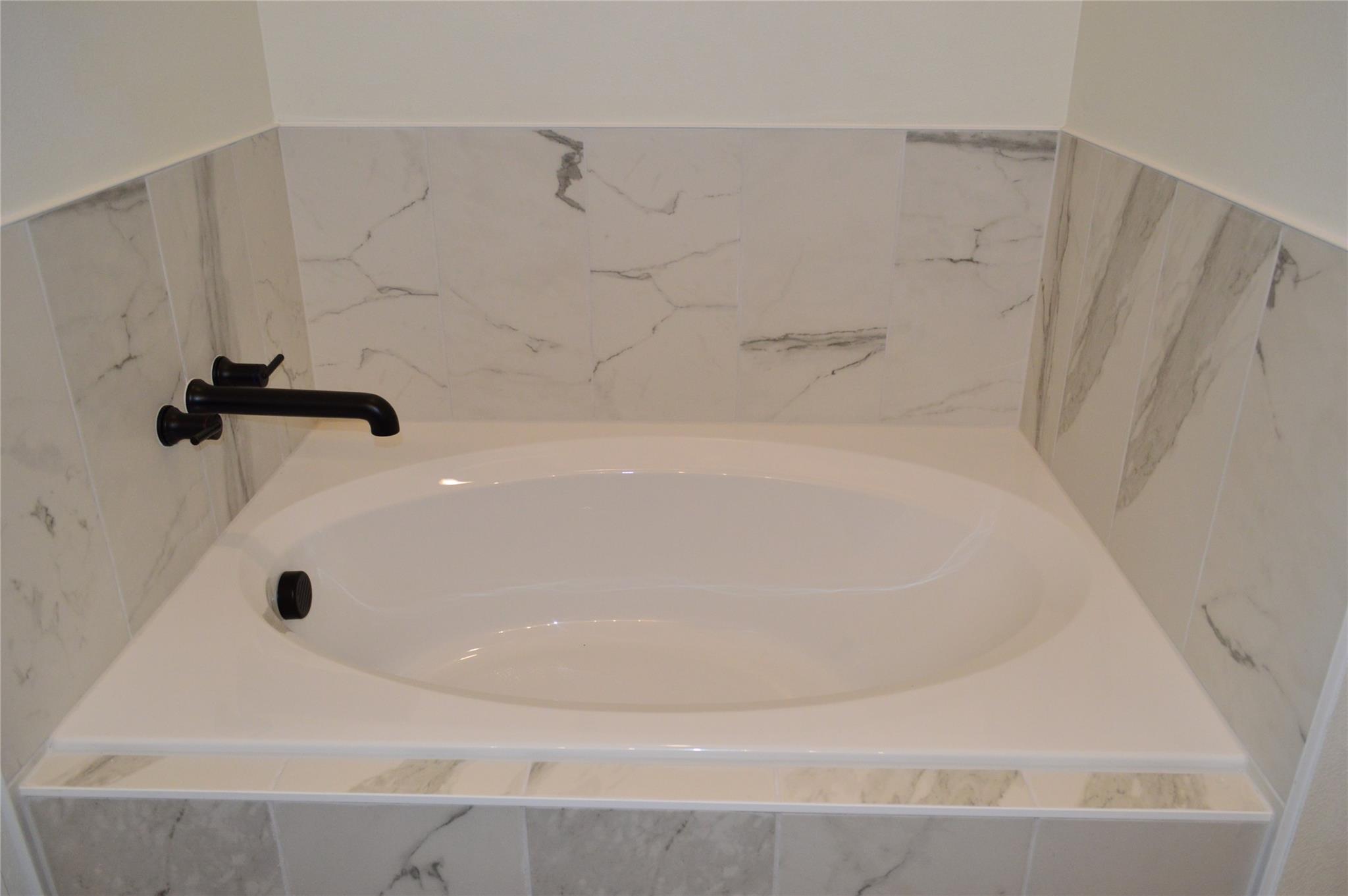 425 County Road 3152, Kempner, TX 76539