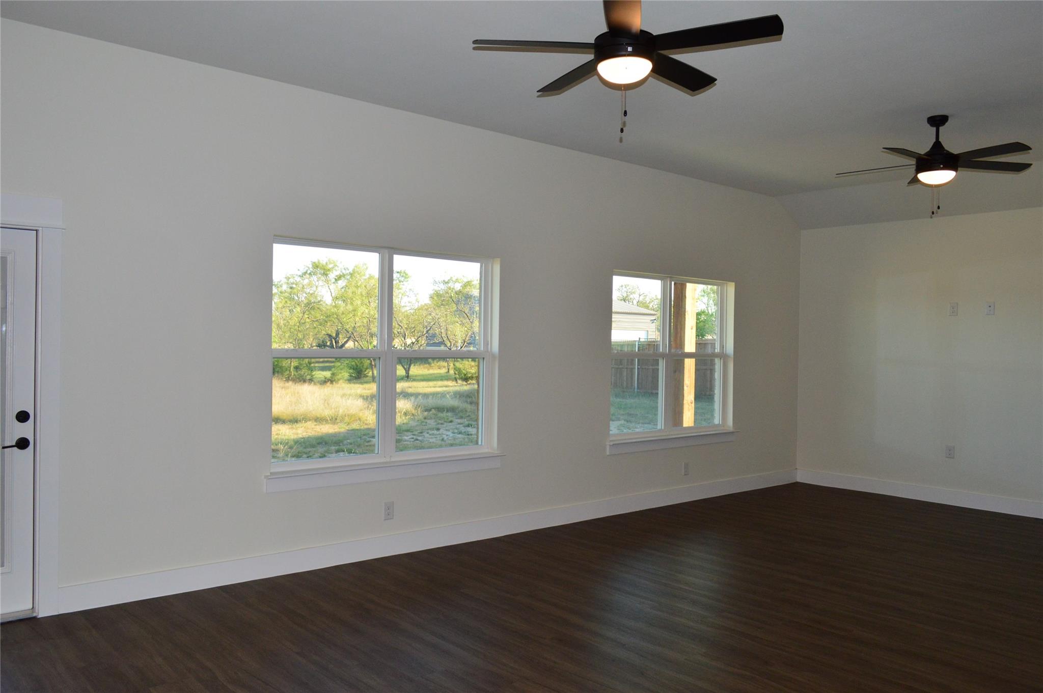 425 County Road 3152, Kempner, TX 76539