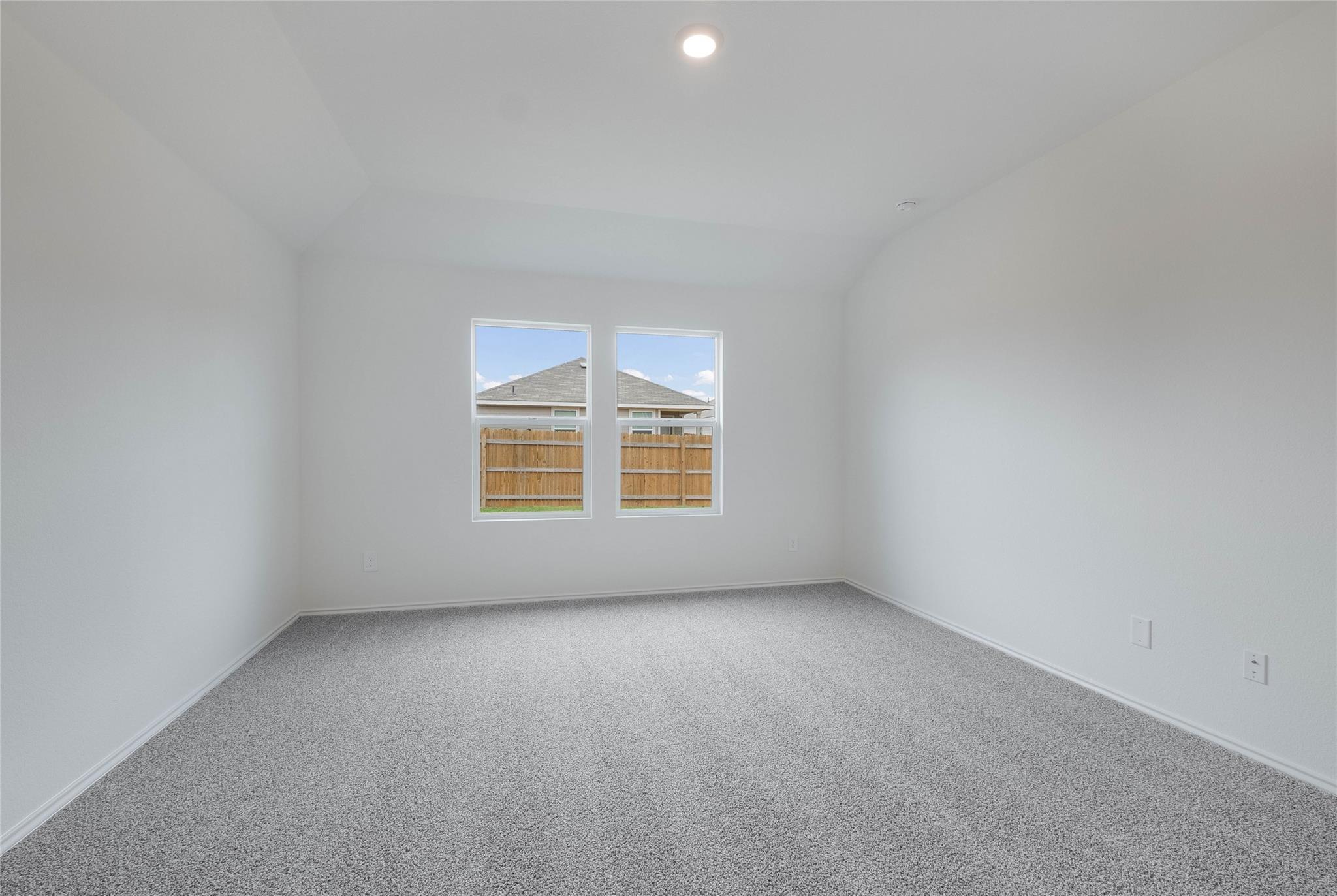 195 Schuenemann Way, Uhland, TX 78640
