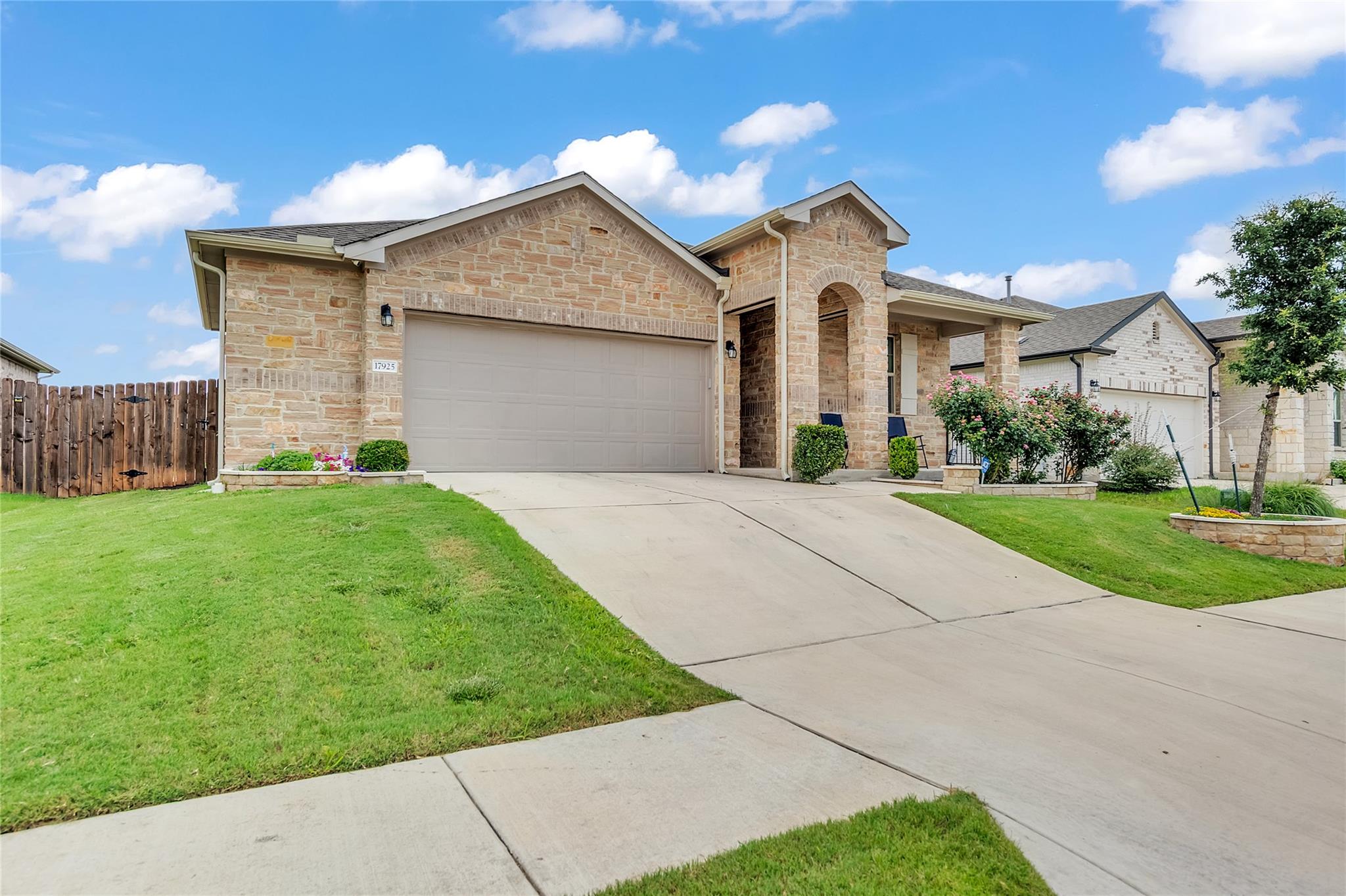 17925 Curio Dr, Pflugerville, TX 78660