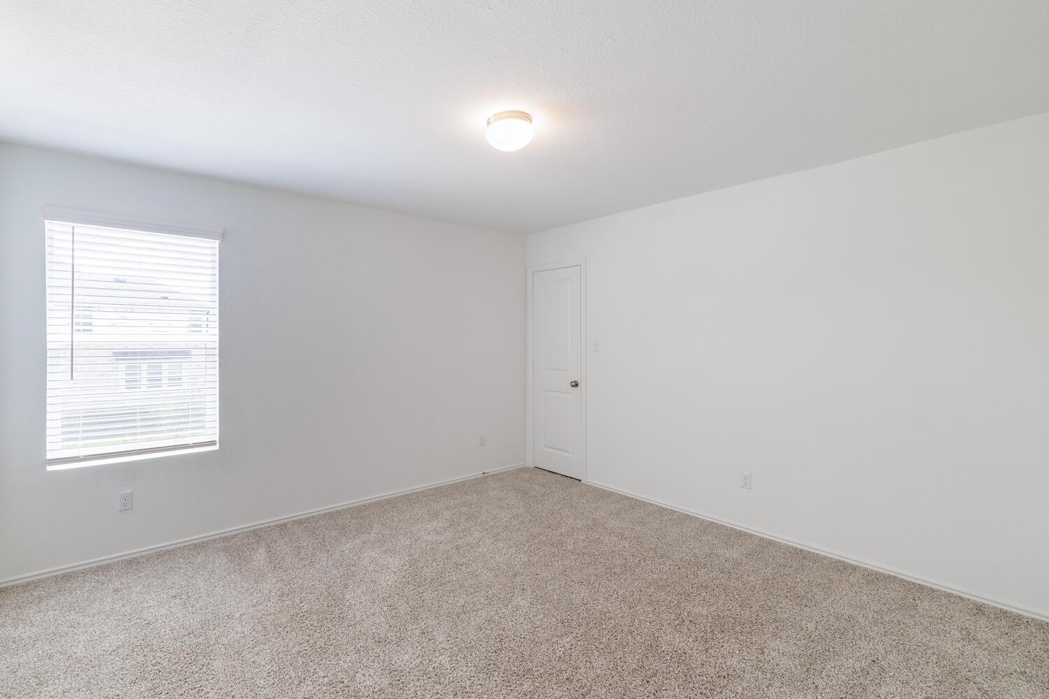 8015 Purple Aster Pass, Lago Vista, TX 78645