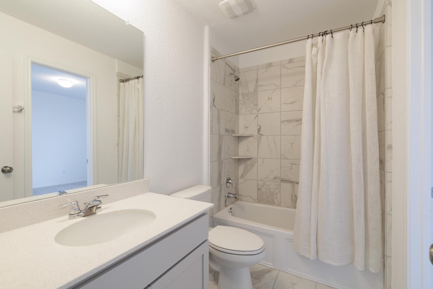 8015 Purple Aster Pass, Lago Vista, TX 78645