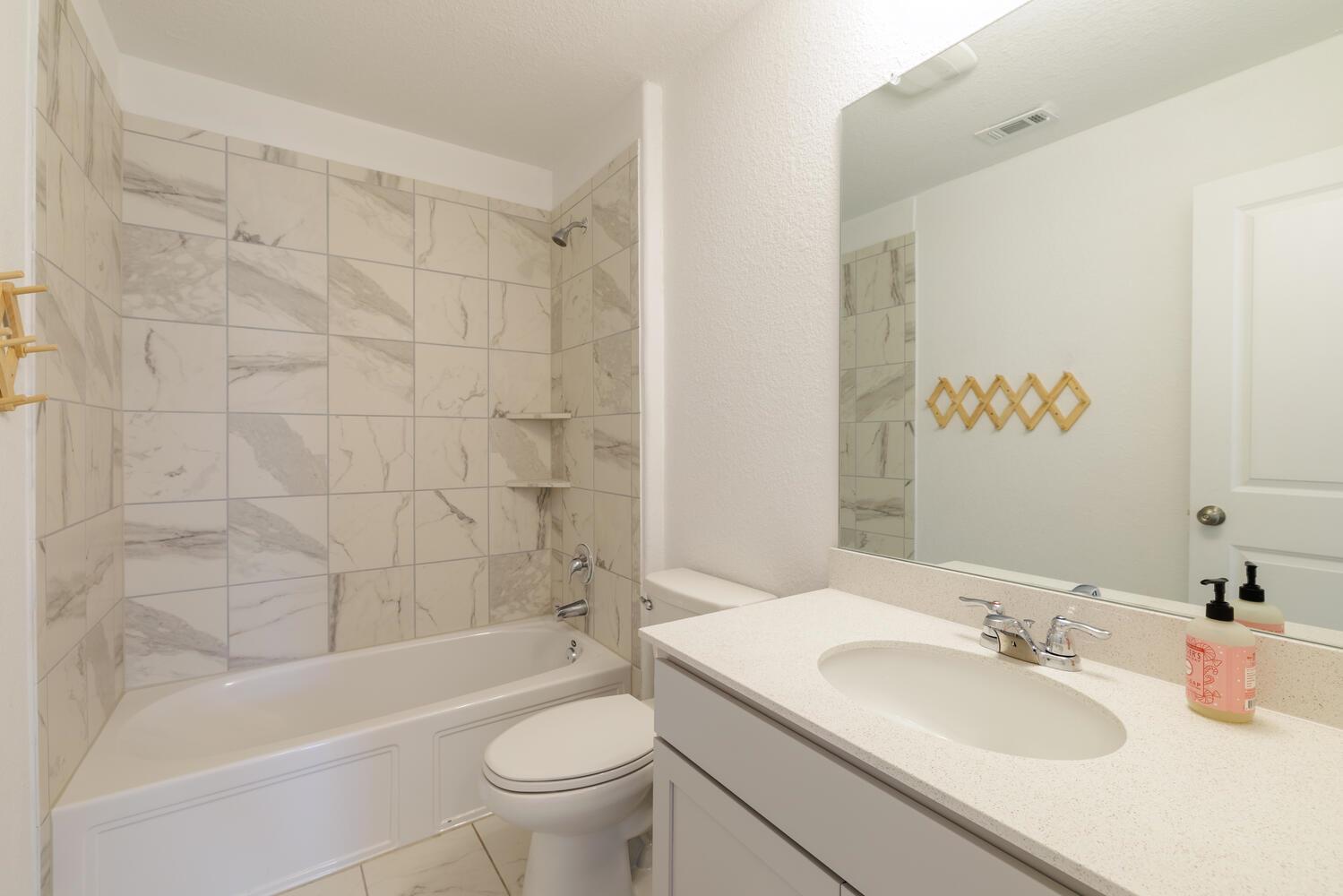 8015 Purple Aster Pass, Lago Vista, TX 78645