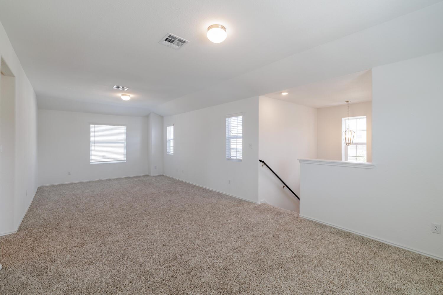 8015 Purple Aster Pass, Lago Vista, TX 78645