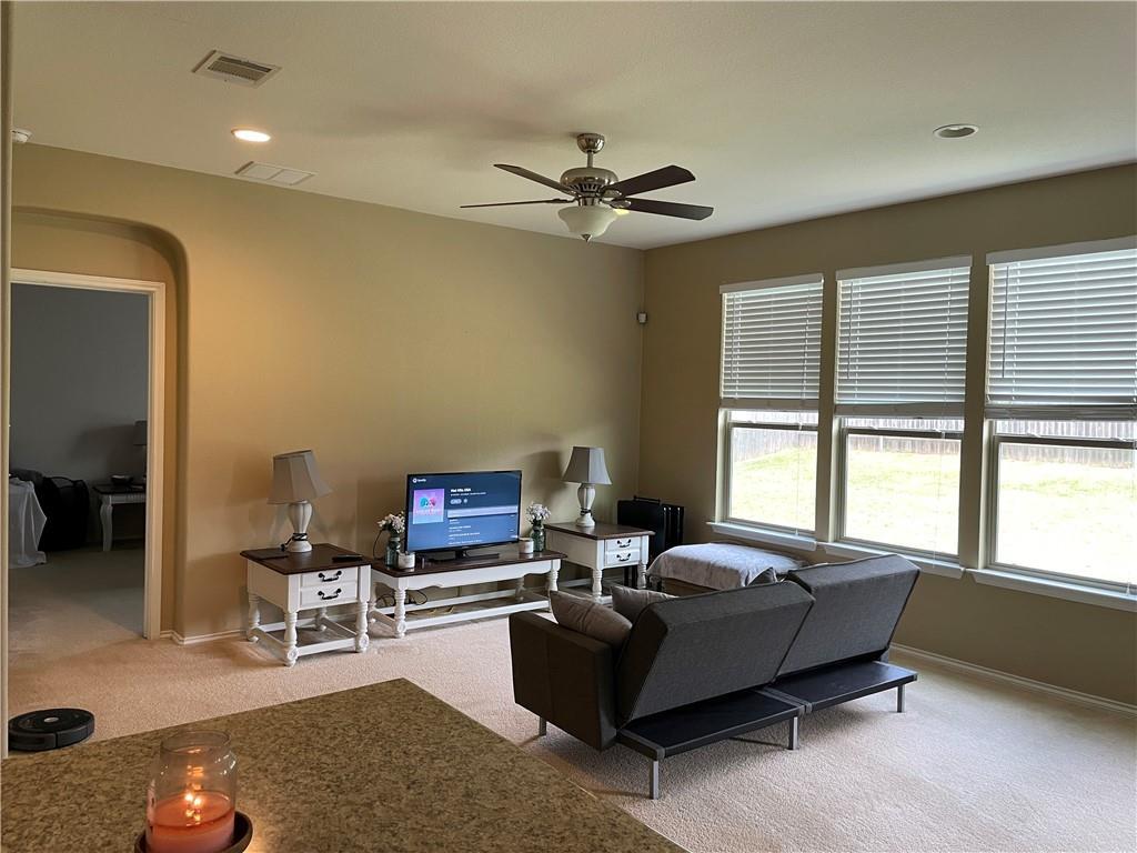 850 Apricot Dr, Kyle, TX 78640