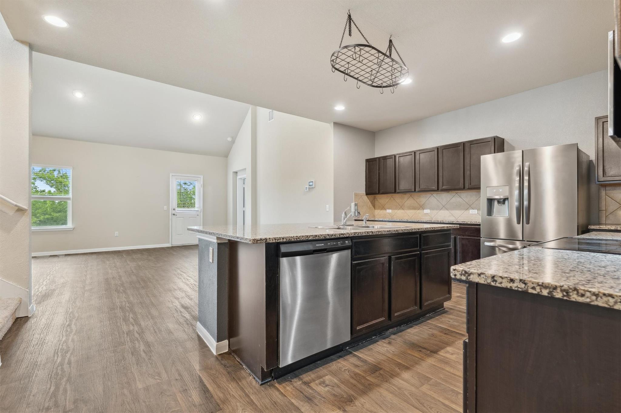 1008 Comal Run, Hutto, TX 78634