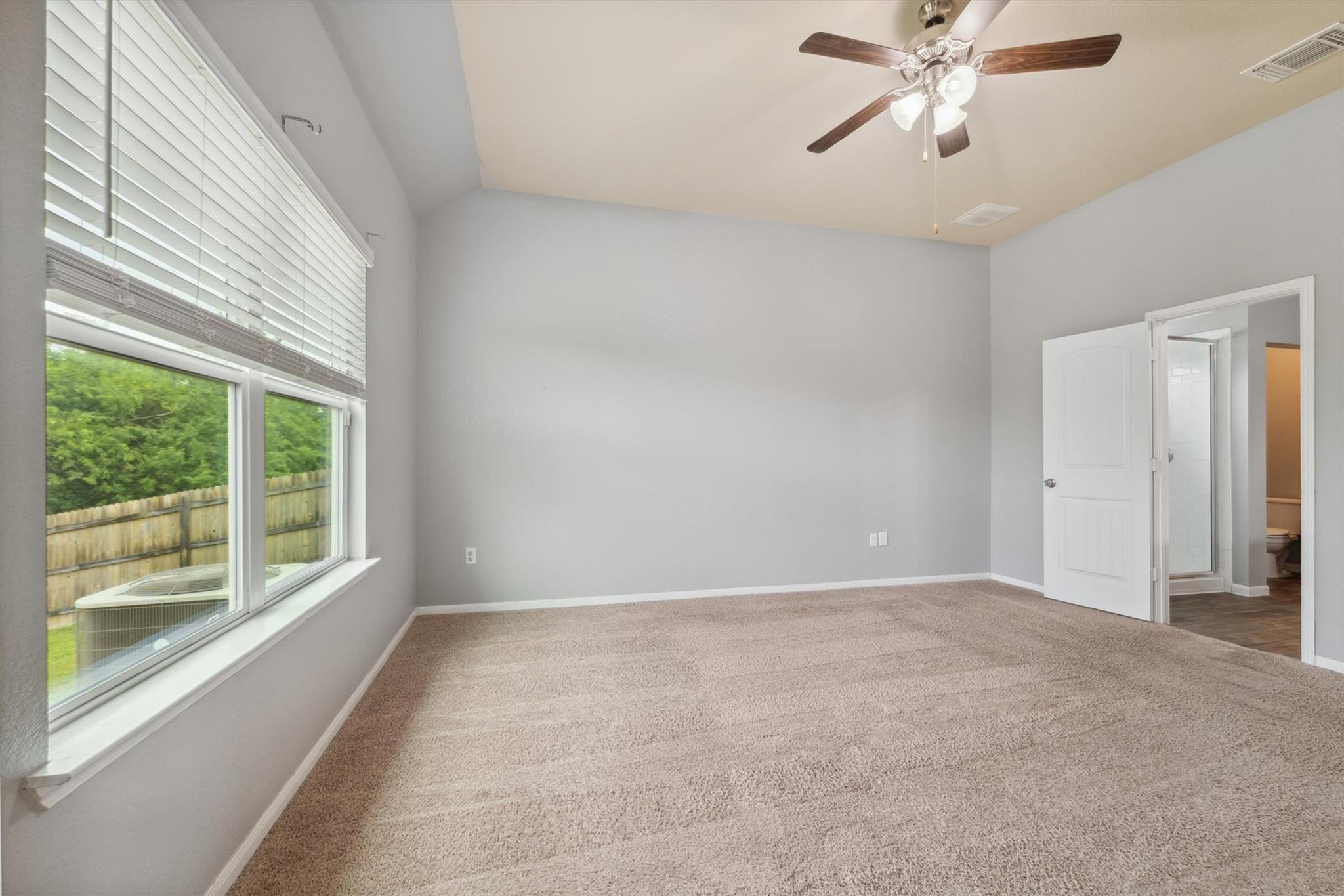 1008 Comal Run, Hutto, TX 78634