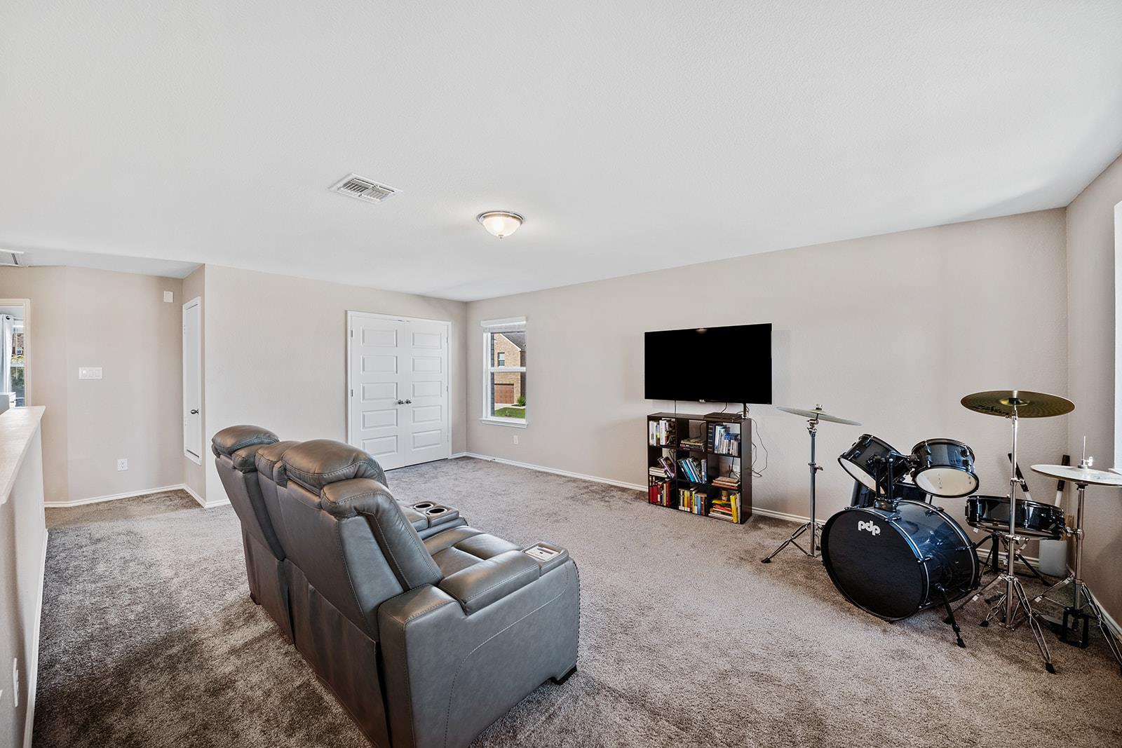 1805 Bogata Ln, Leander, TX 78641