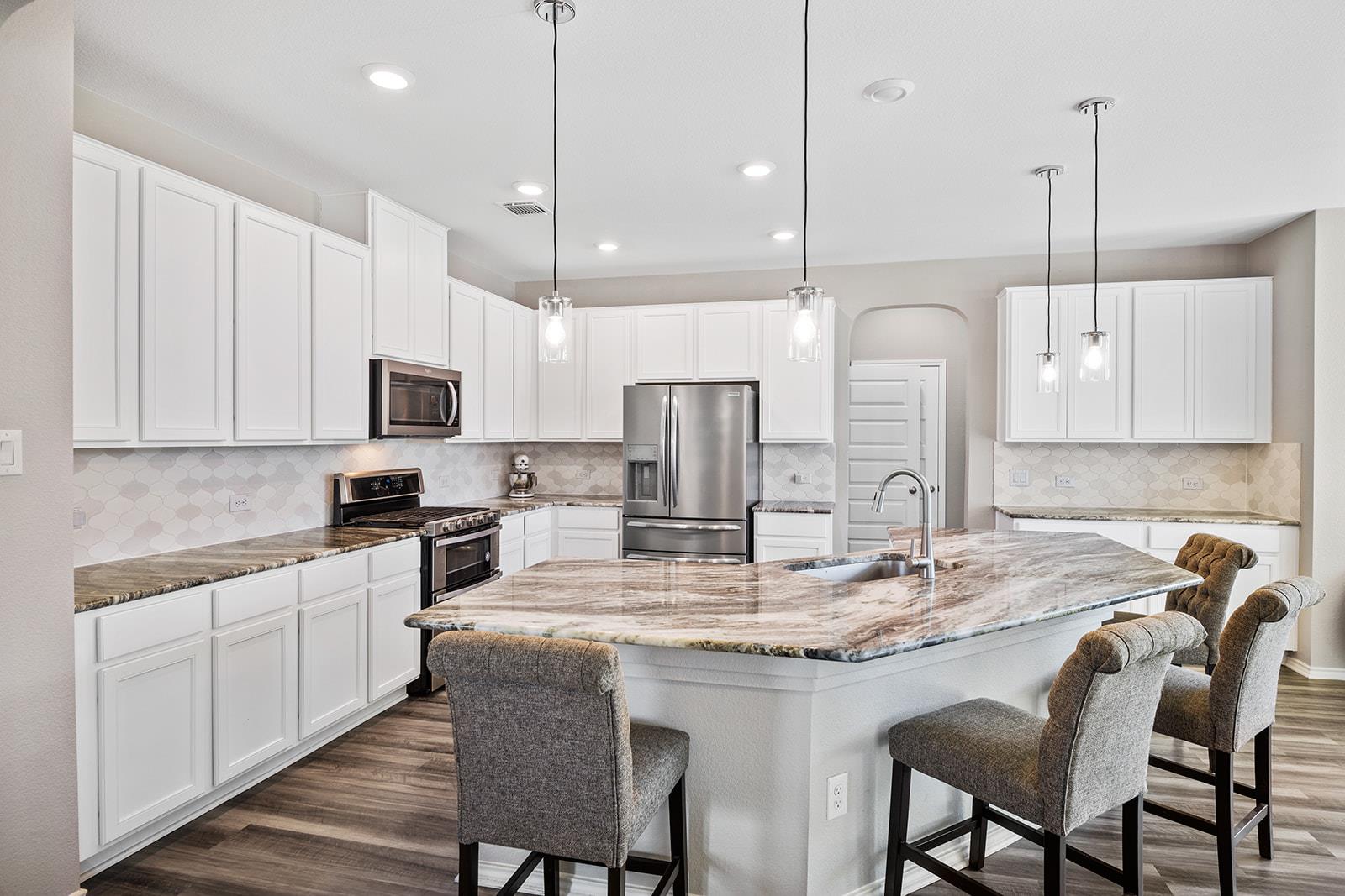 1805 Bogata Ln, Leander, TX 78641
