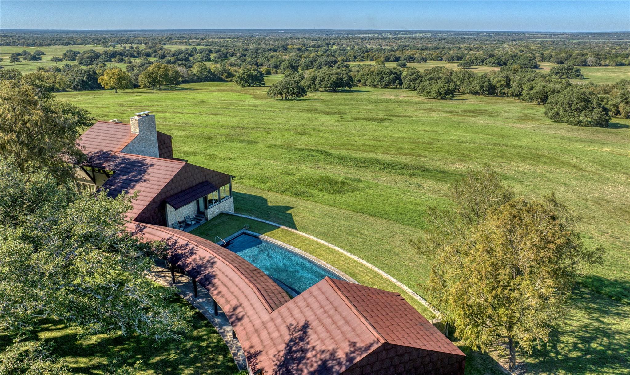 10209 Seward Plantation Rd, Brenham, TX 77833