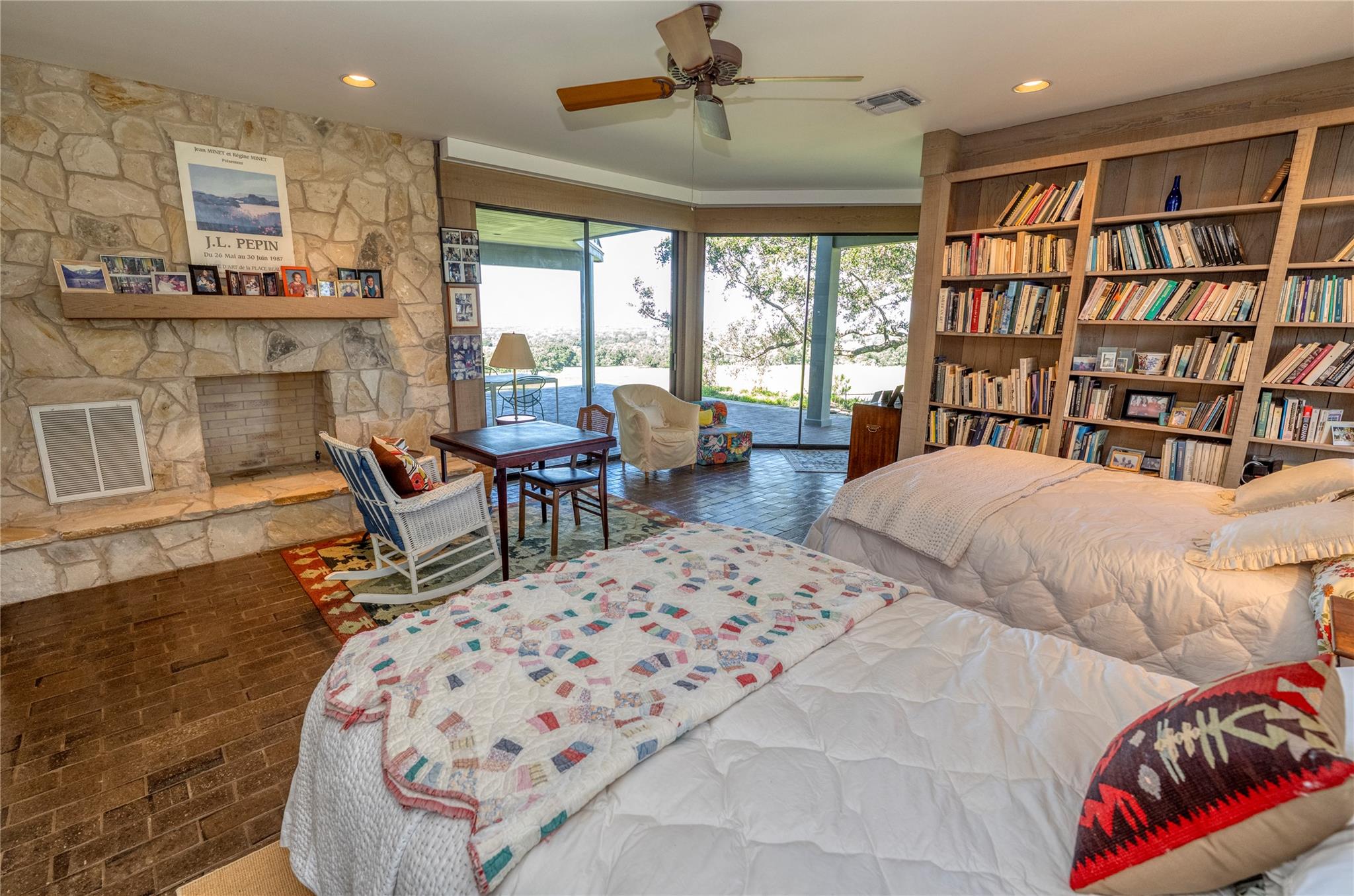 10209 Seward Plantation Rd, Brenham, TX 77833