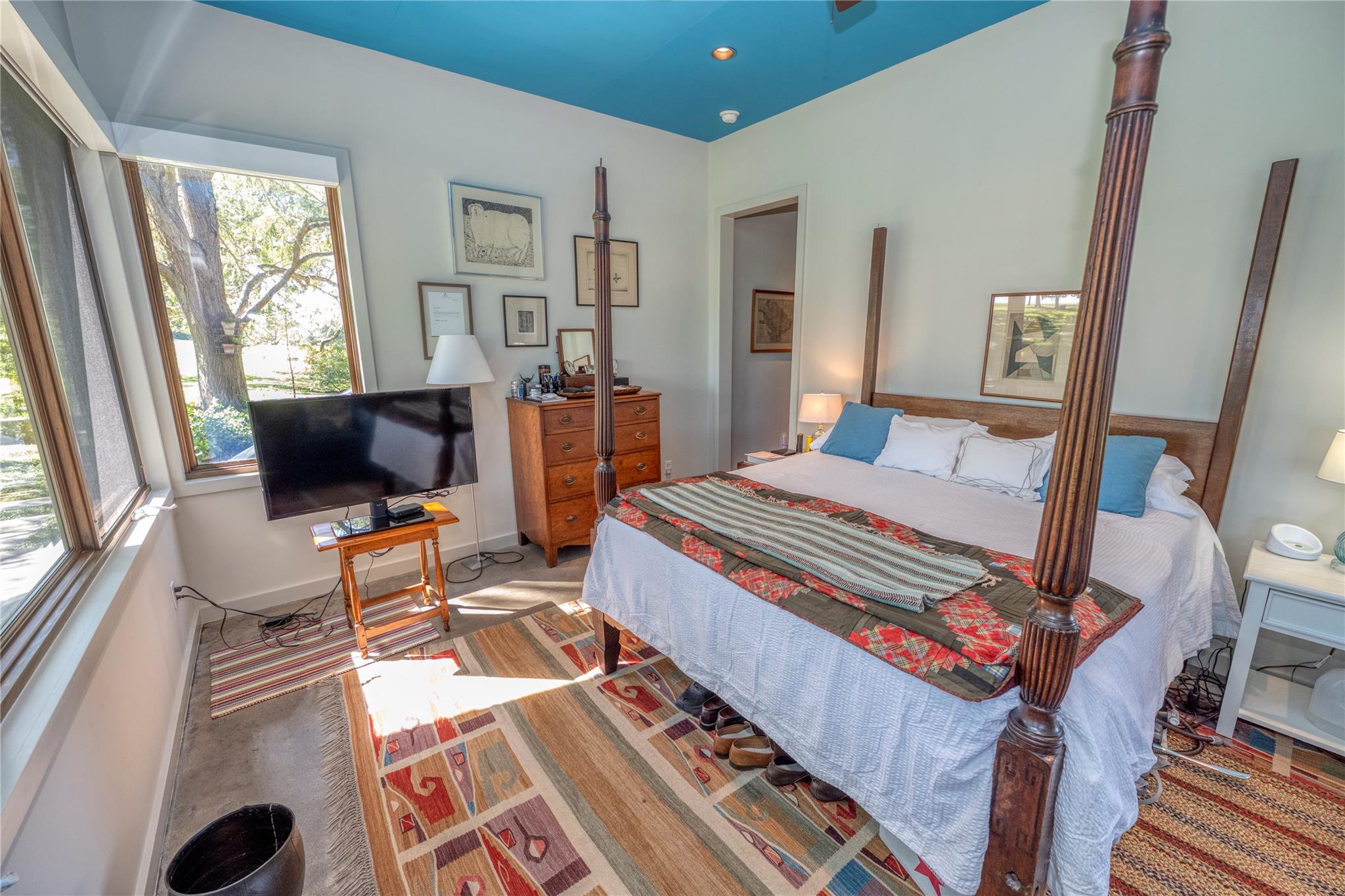 10209 Seward Plantation Rd, Brenham, TX 77833