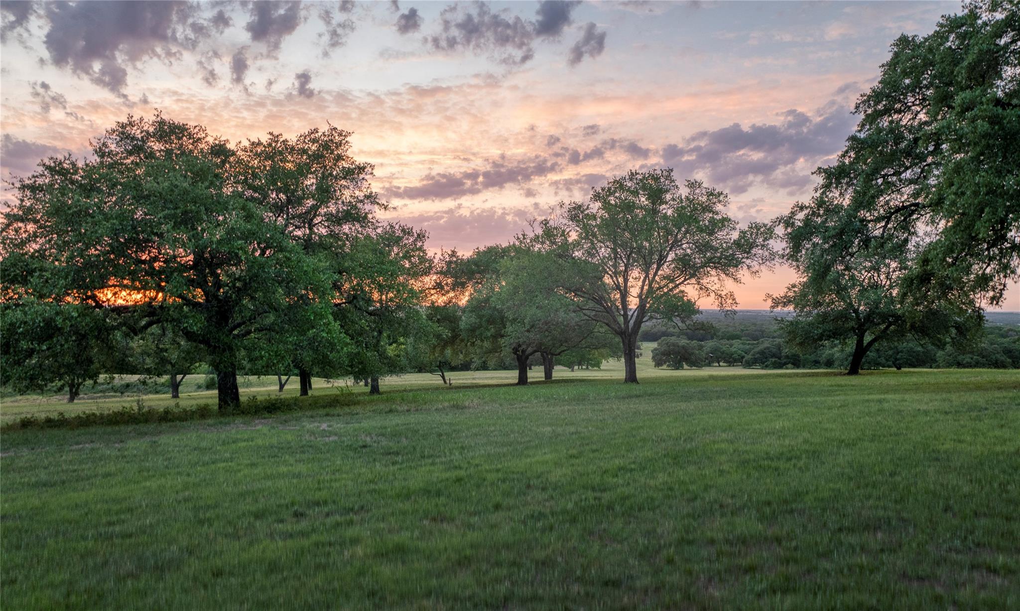 10209 Seward Plantation Rd, Brenham, TX 77833