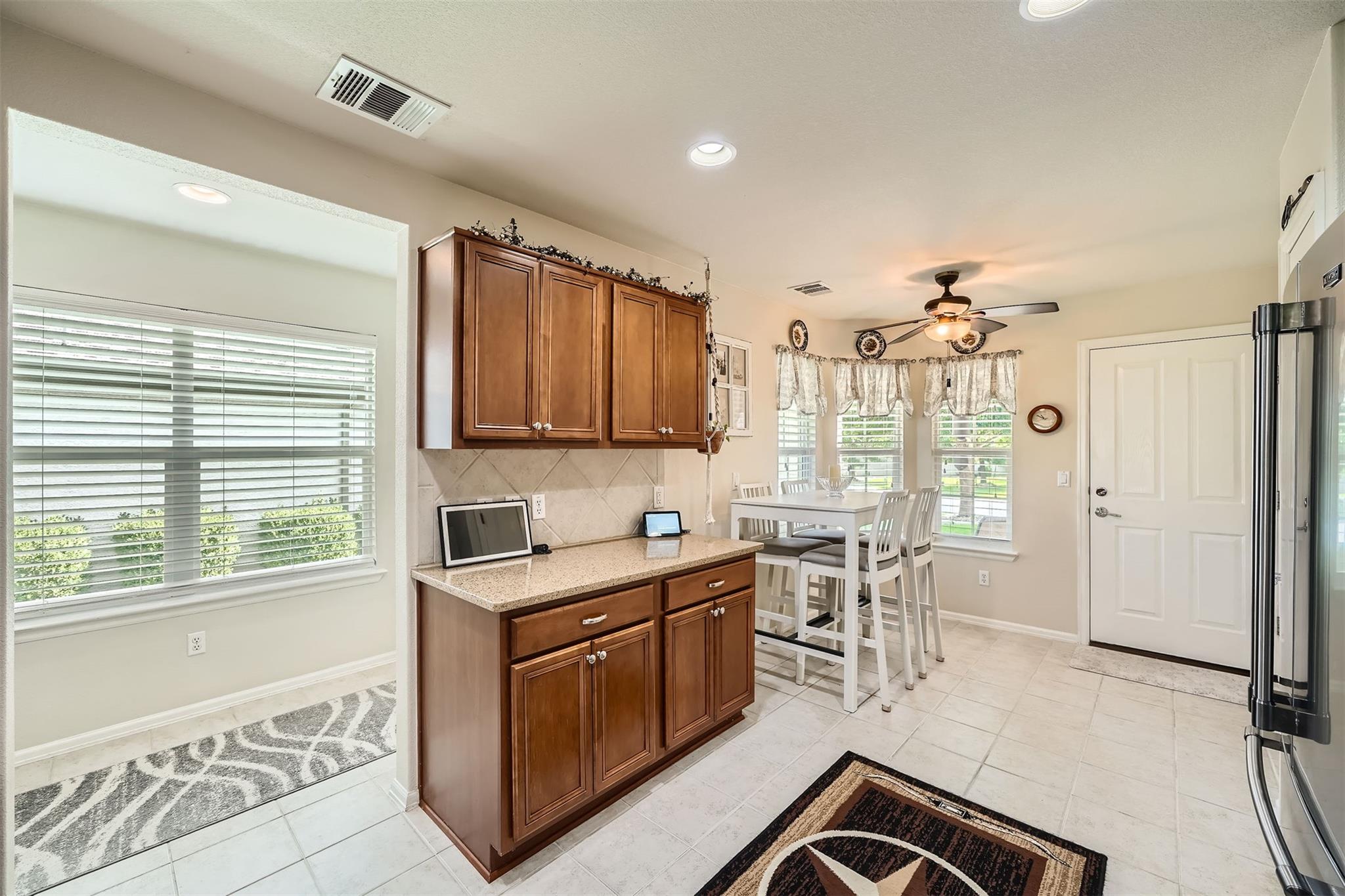527 Salt Creek Ln, Georgetown, TX 78633