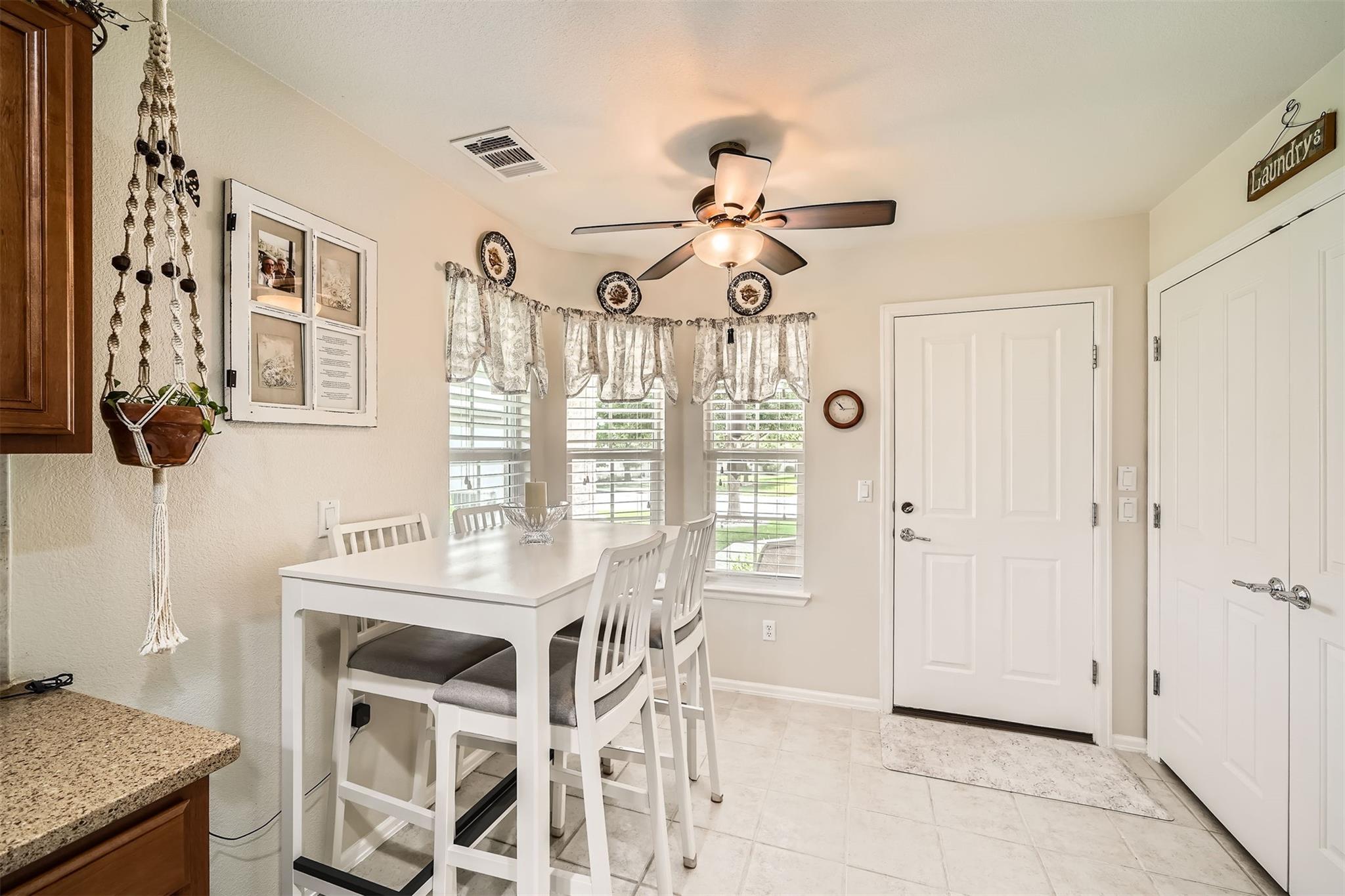 527 Salt Creek Ln, Georgetown, TX 78633