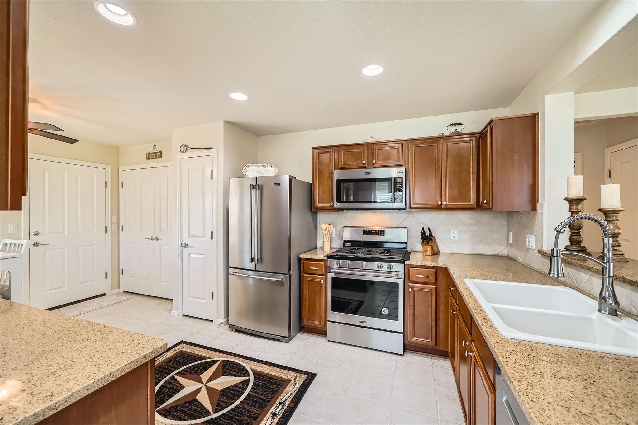 527 Salt Creek Ln, Georgetown, TX 78633