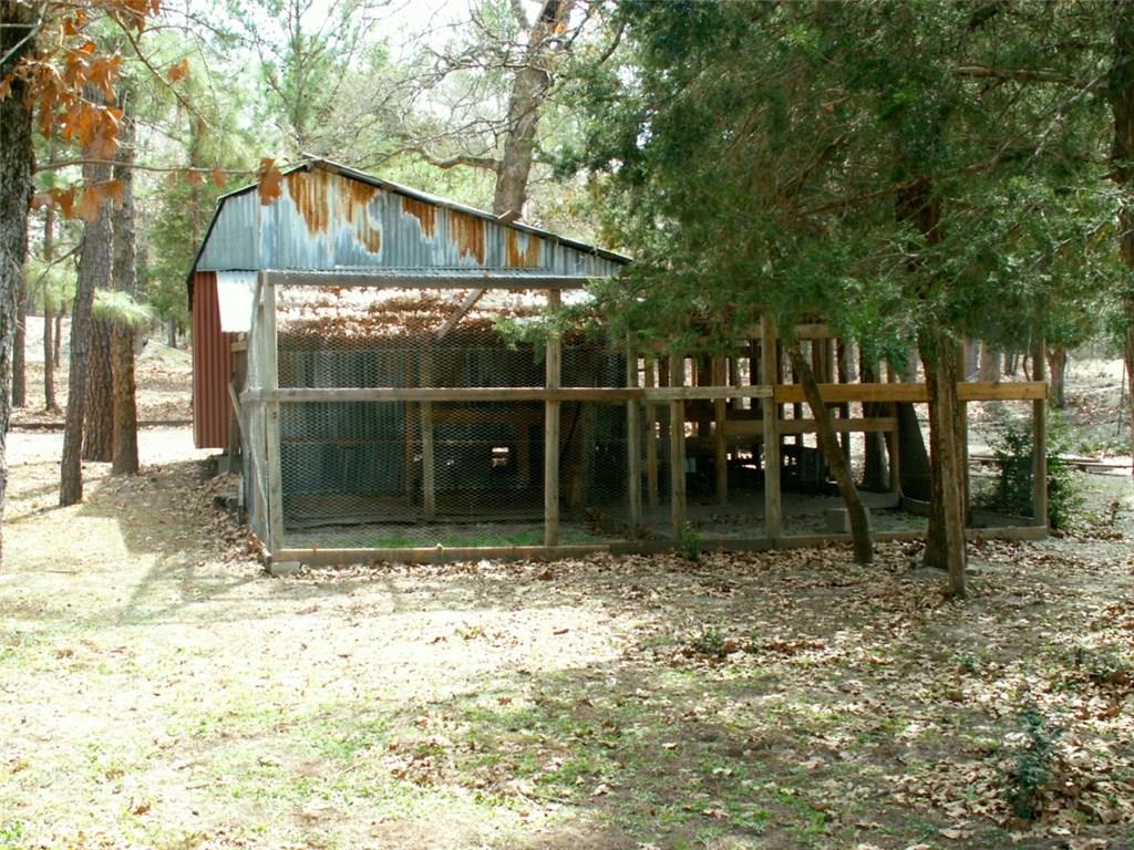143 Old Piney Trl # B, Paige, TX 78659