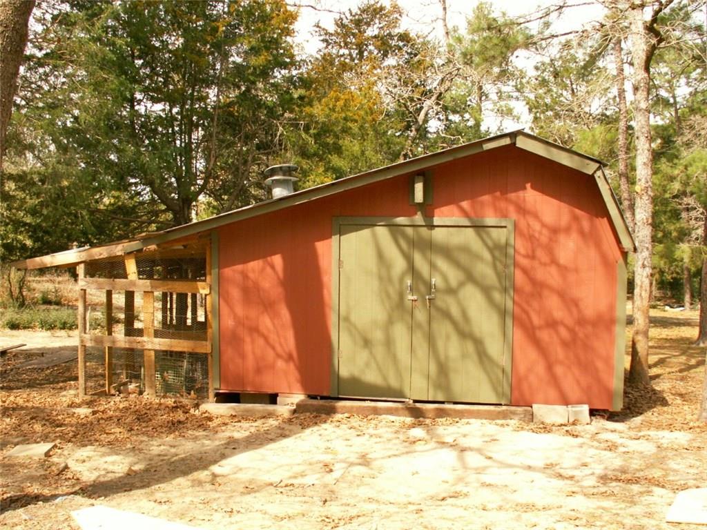 143 Old Piney Trl # B, Paige, TX 78659