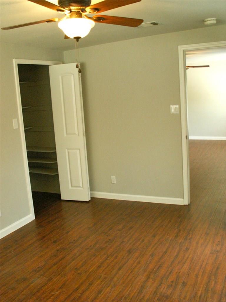 143 Old Piney Trl # B, Paige, TX 78659
