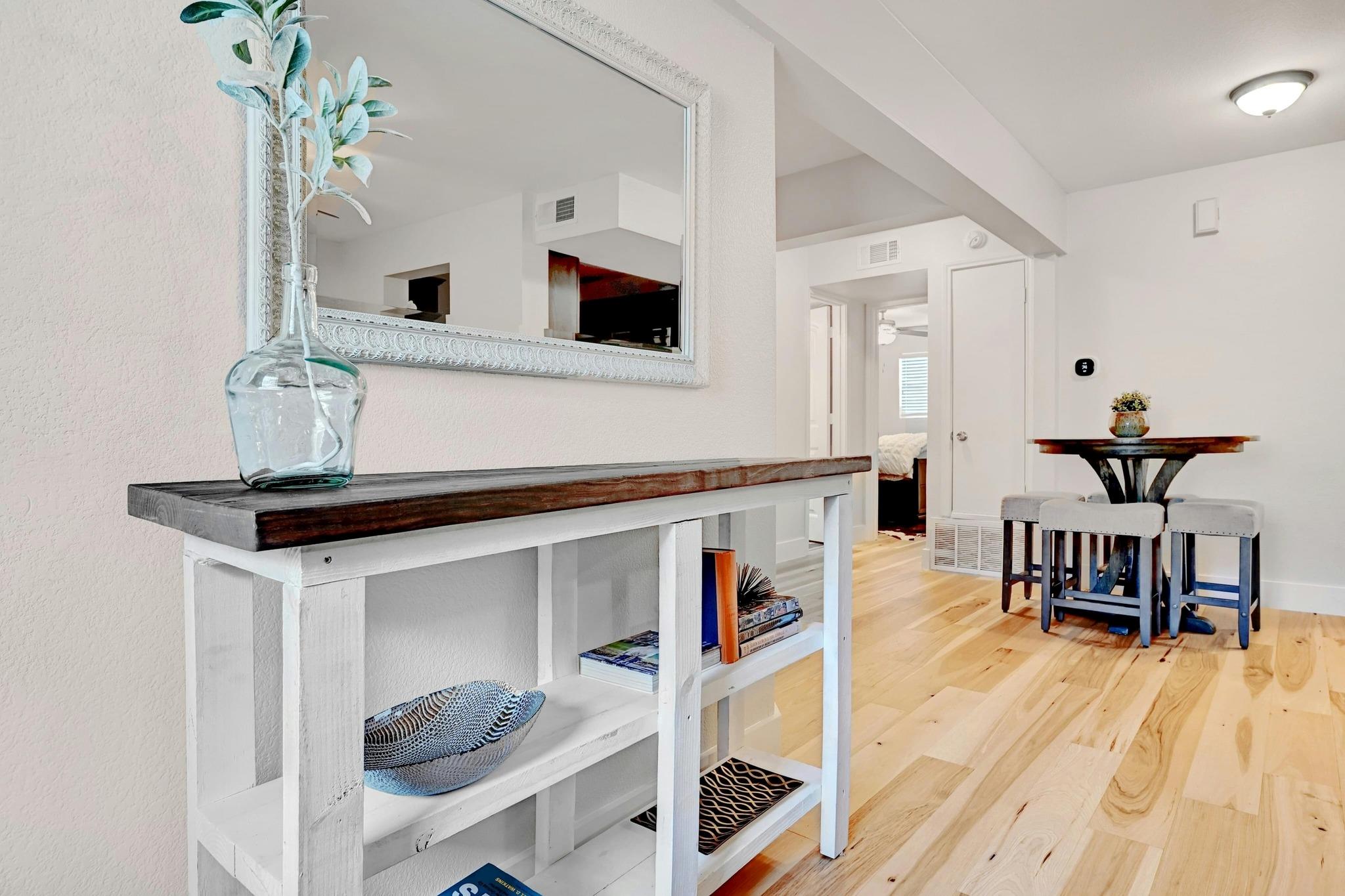 1307 Norwalk Ln # 104, Austin, TX 78703