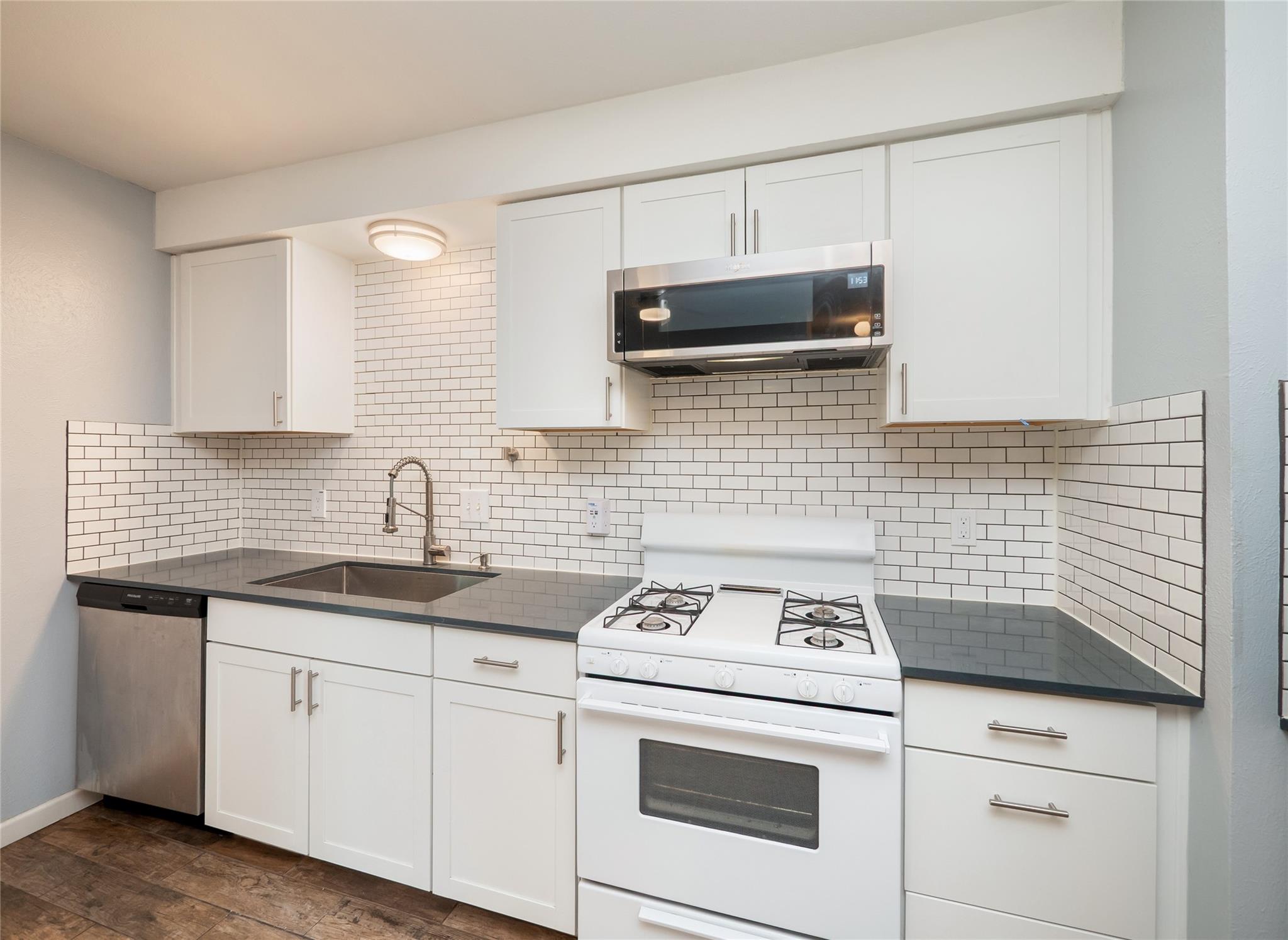 410 Blueberry Hl, Austin, TX 78745