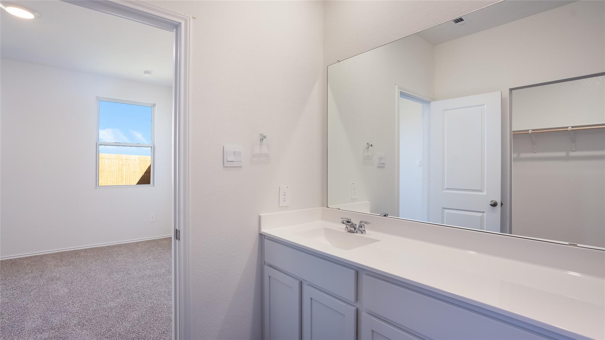 161 Celosia Loop, Uhland, TX 78640
