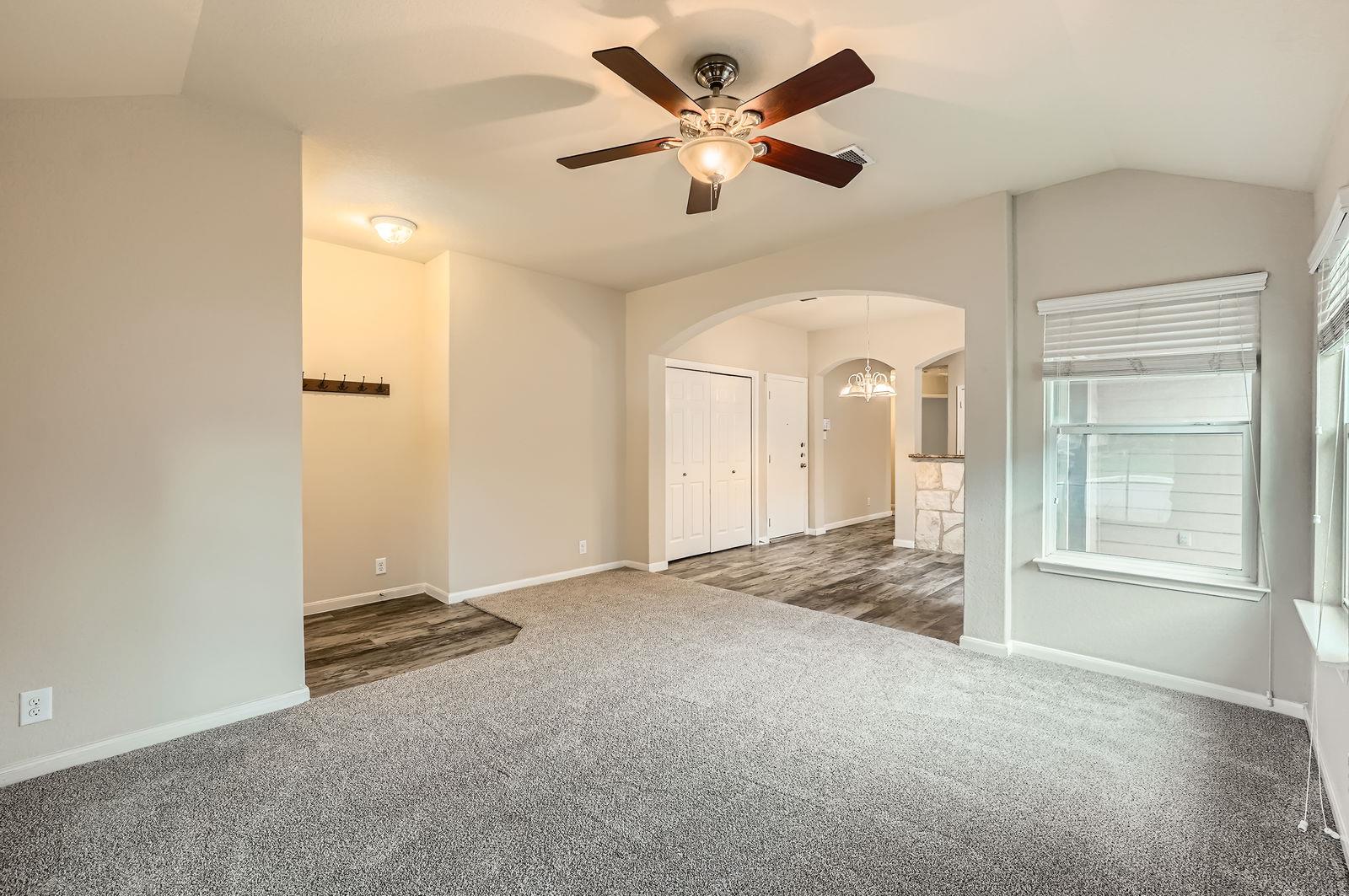 110 Encina Cv, San Marcos, TX 78666