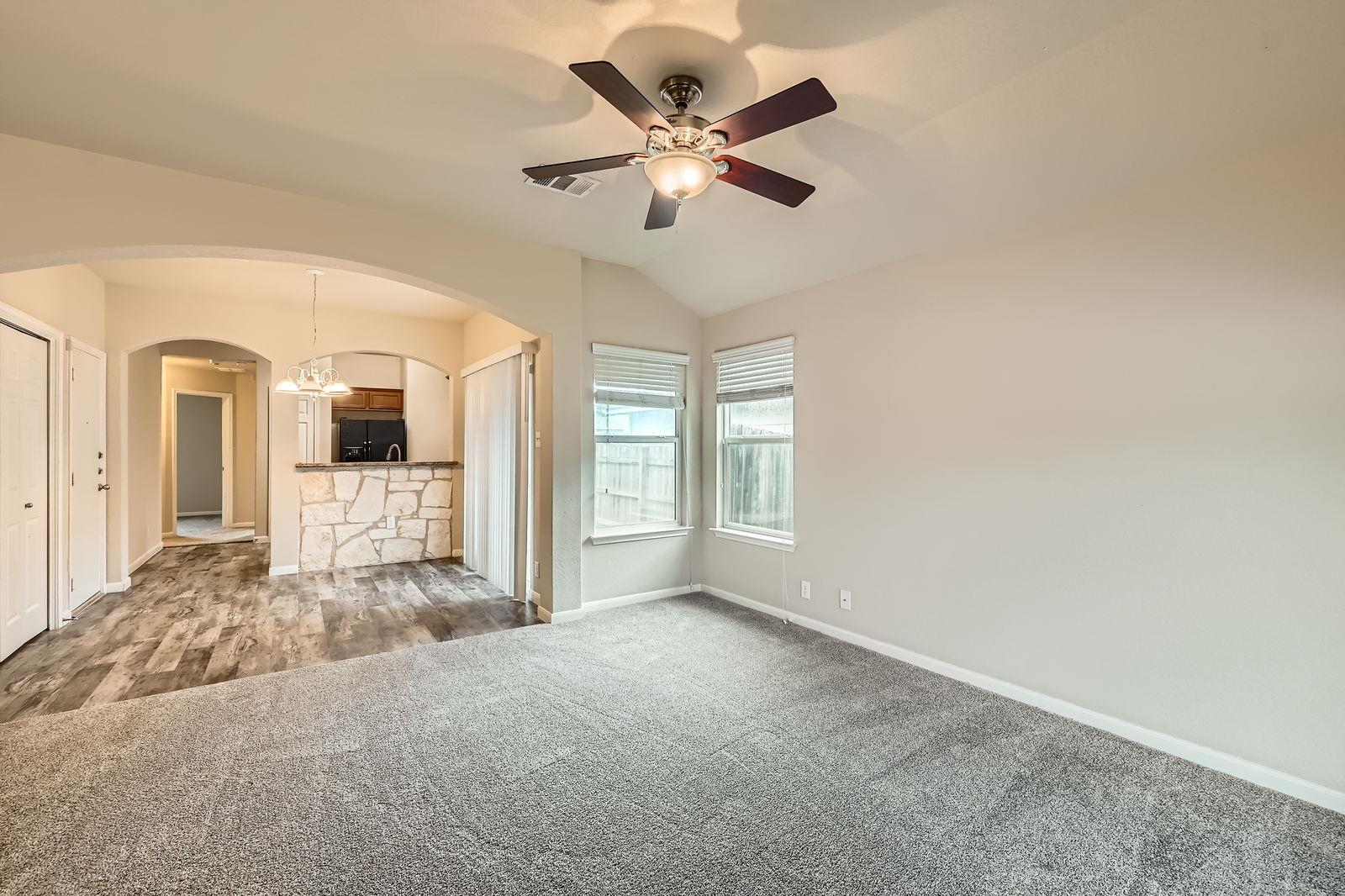 110 Encina Cv, San Marcos, TX 78666