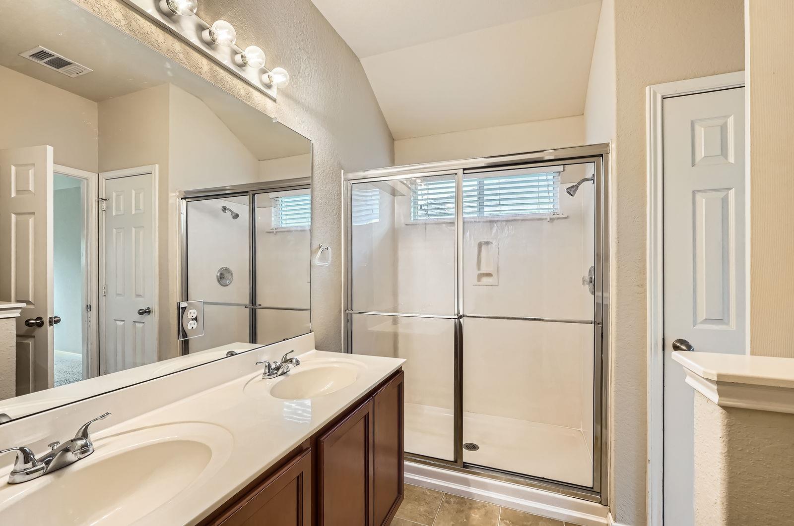 110 Encina Cv, San Marcos, TX 78666
