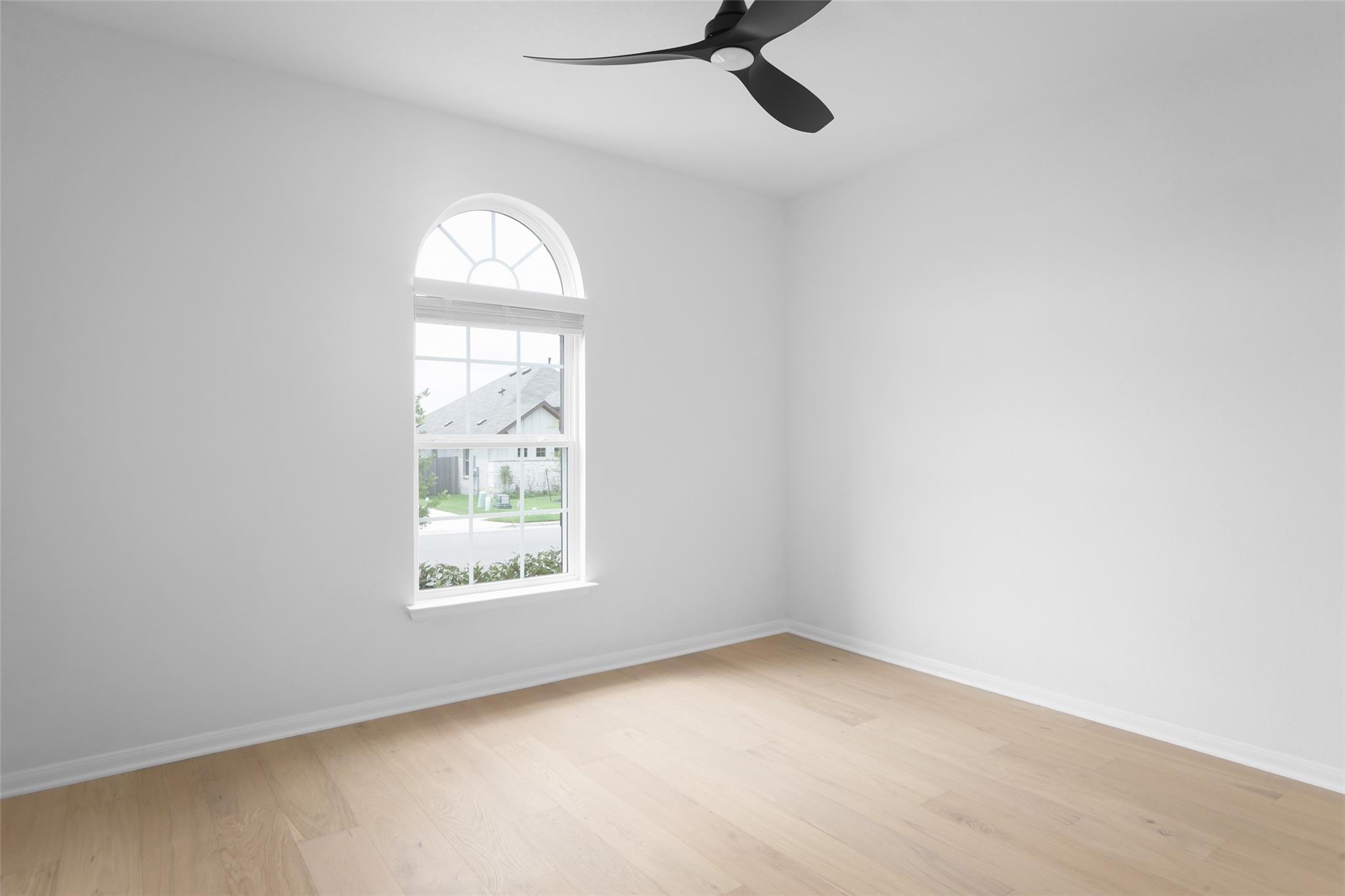 717 Sugar Cane Rd, Buda, TX 78610