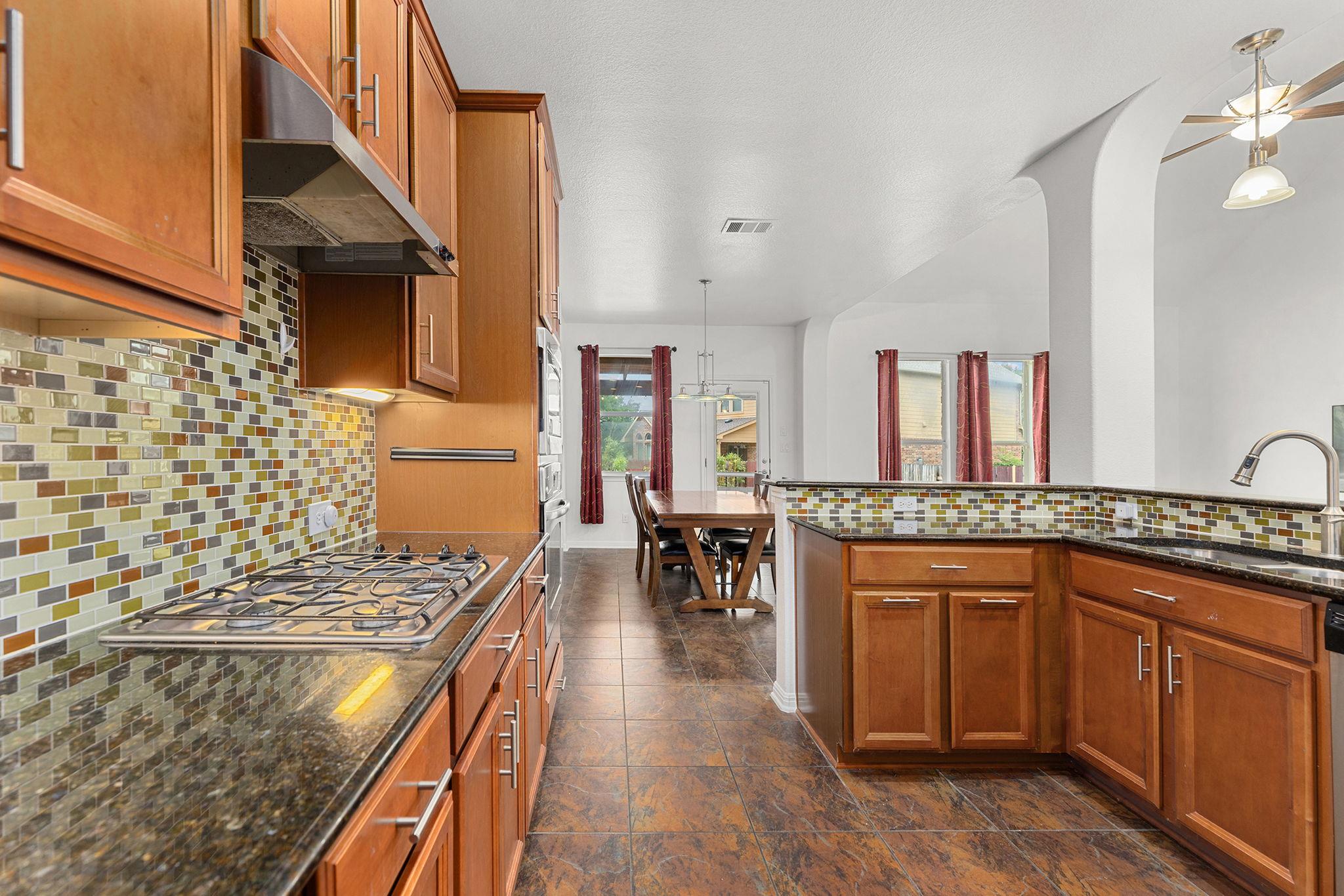 204 Lake Livingston Dr, Georgetown, TX 78628