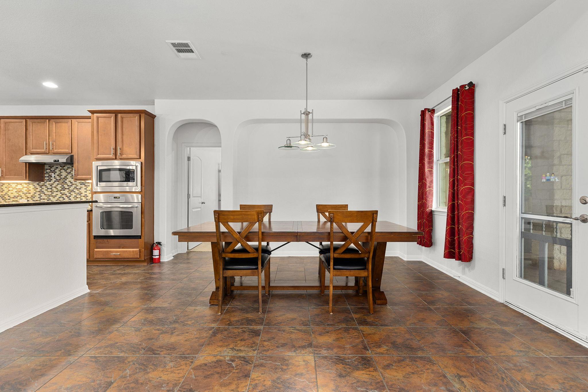 204 Lake Livingston Dr, Georgetown, TX 78628