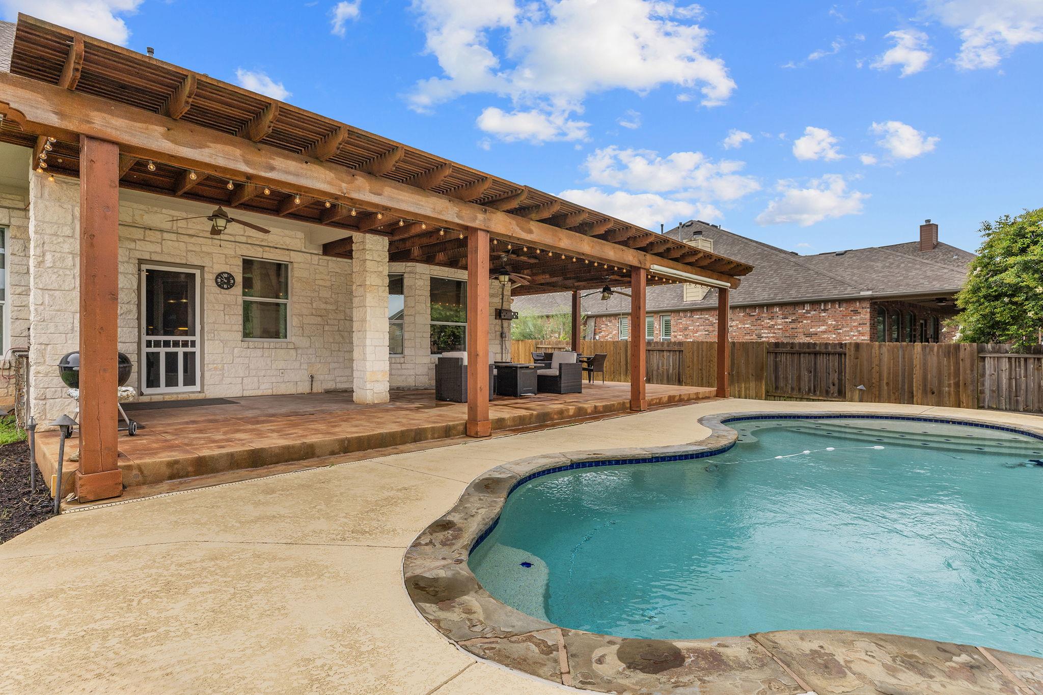 204 Lake Livingston Dr, Georgetown, TX 78628