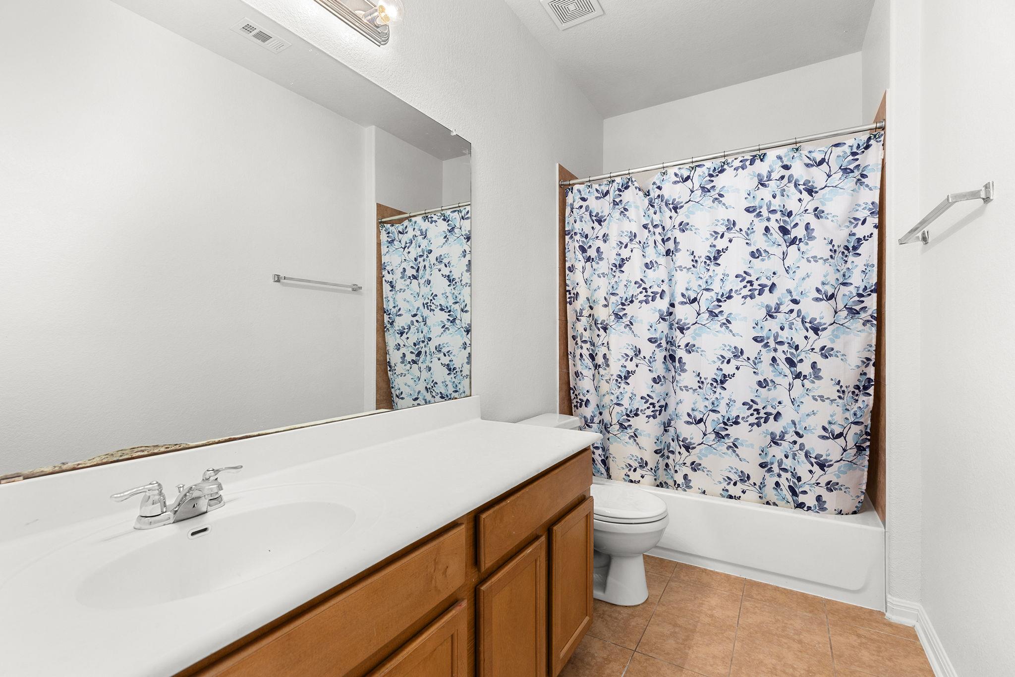 204 Lake Livingston Dr, Georgetown, TX 78628