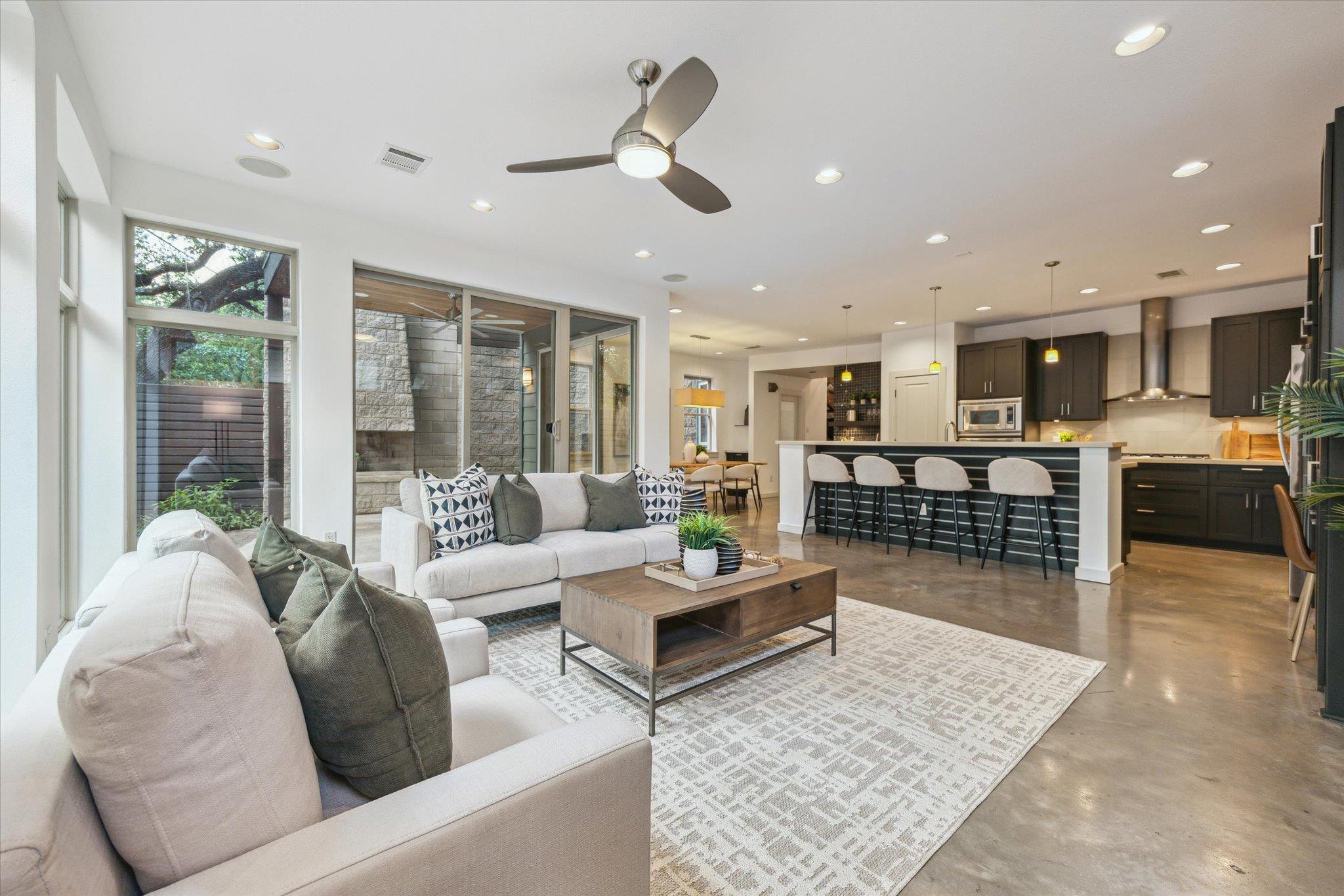 133 Frederick St # A, Austin, TX 78704