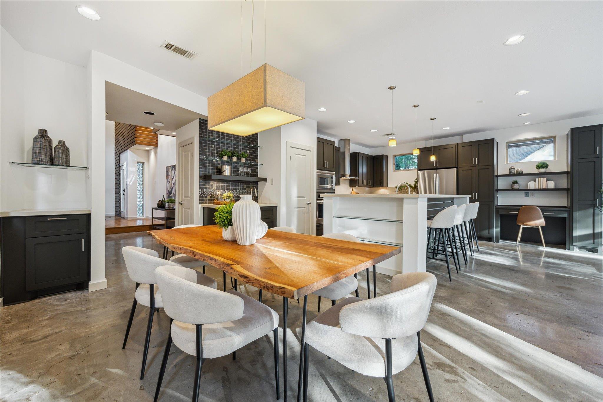 133 Frederick St # A, Austin, TX 78704